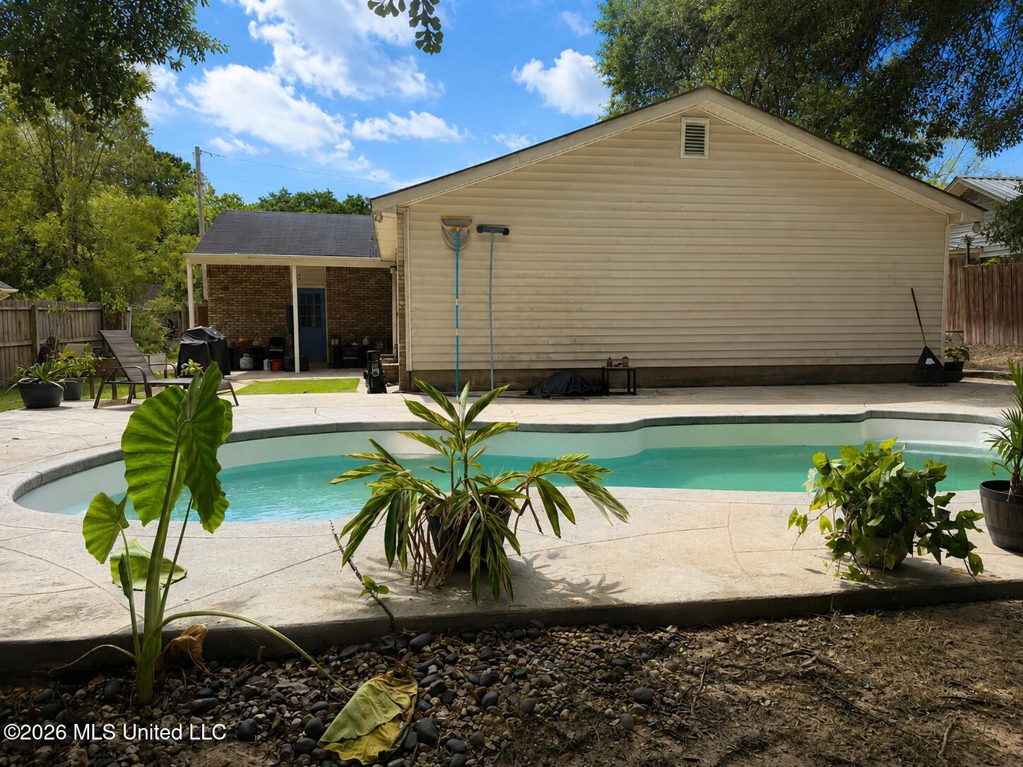 11356 Fenton Drive Property Photo 16