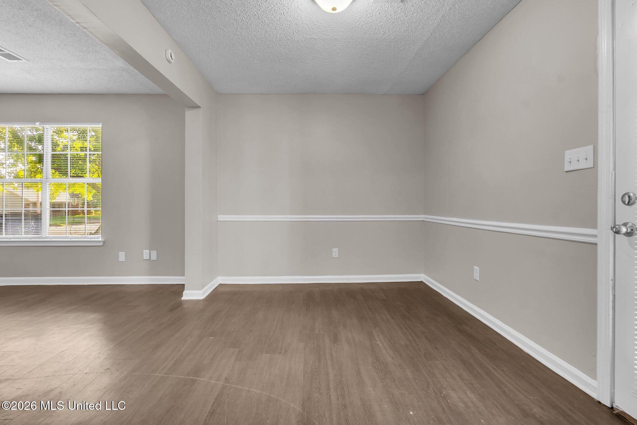 10101 Stephenson Lane Property Photo 9