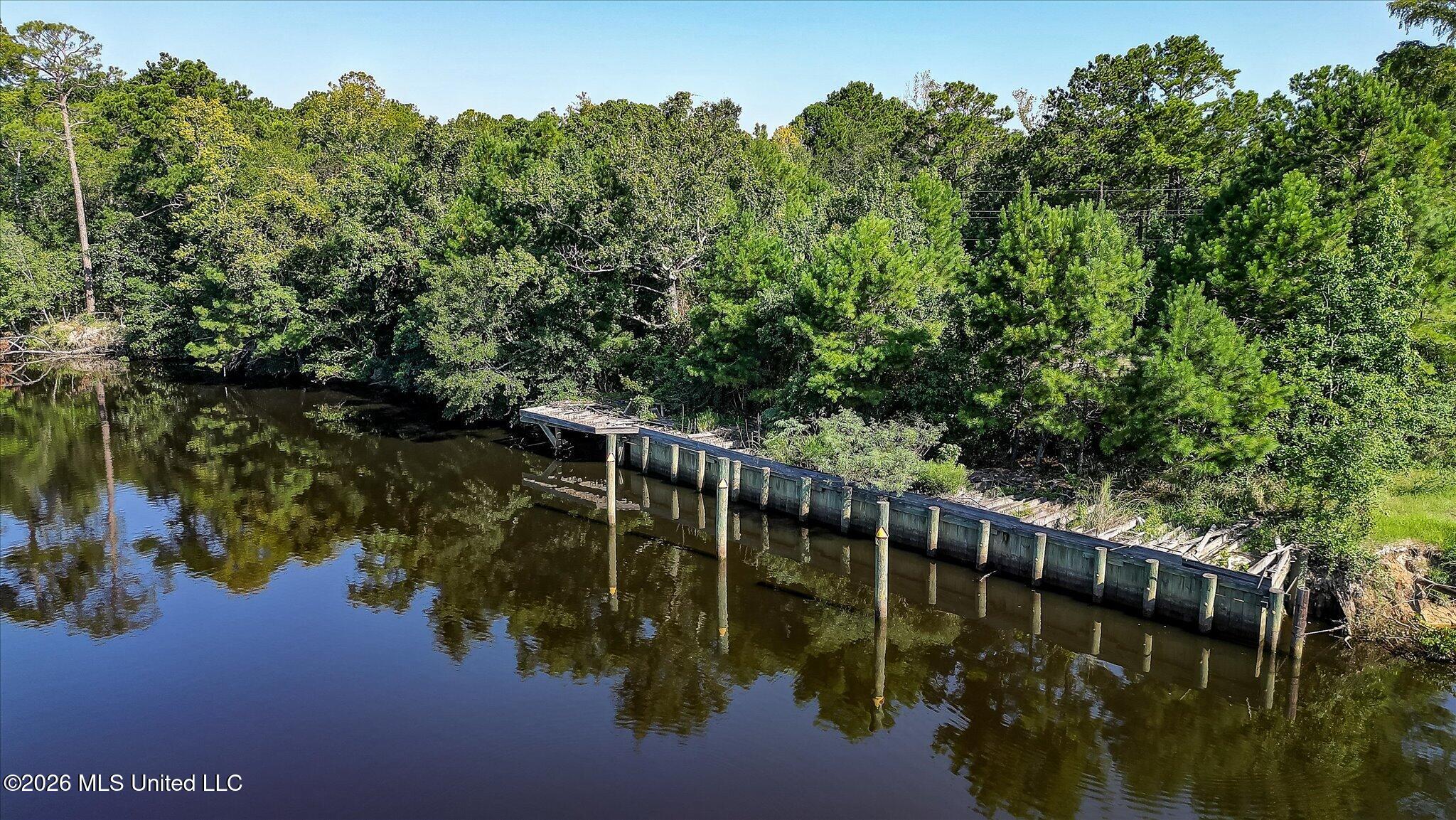 12209 Hickman Road Property Photo 4