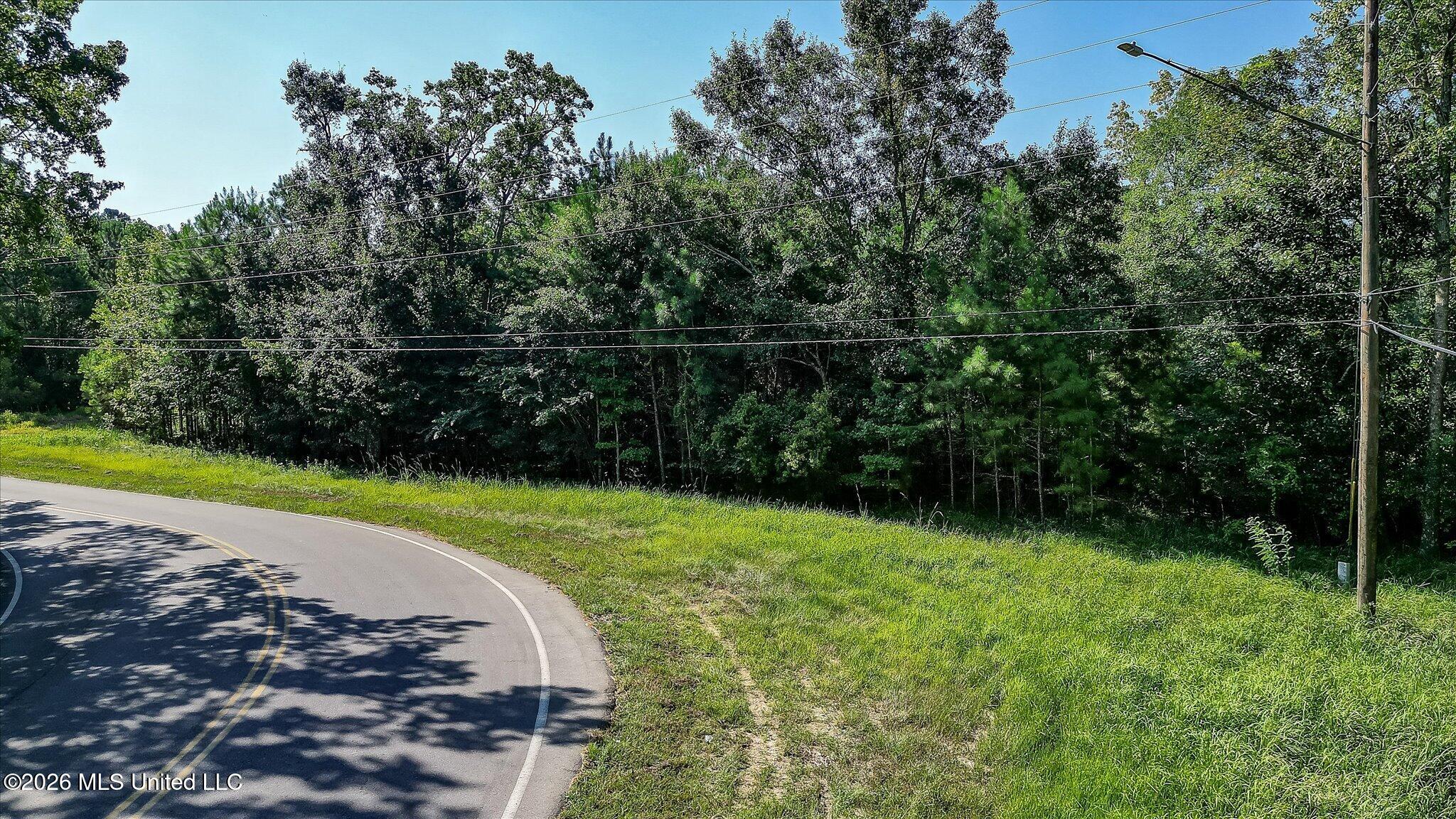 12209 Hickman Road Property Photo 13