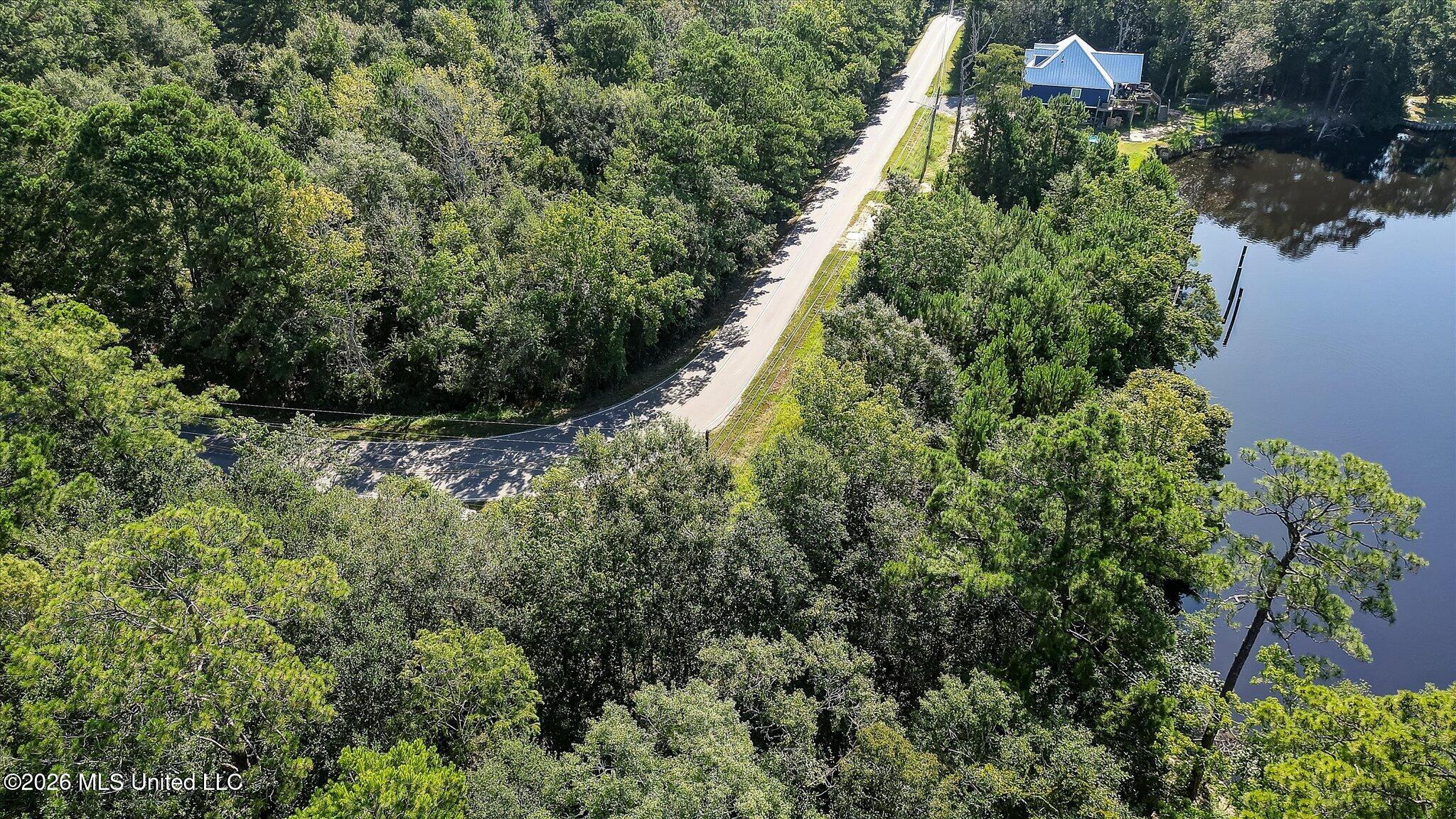 12209 Hickman Road Property Photo 16