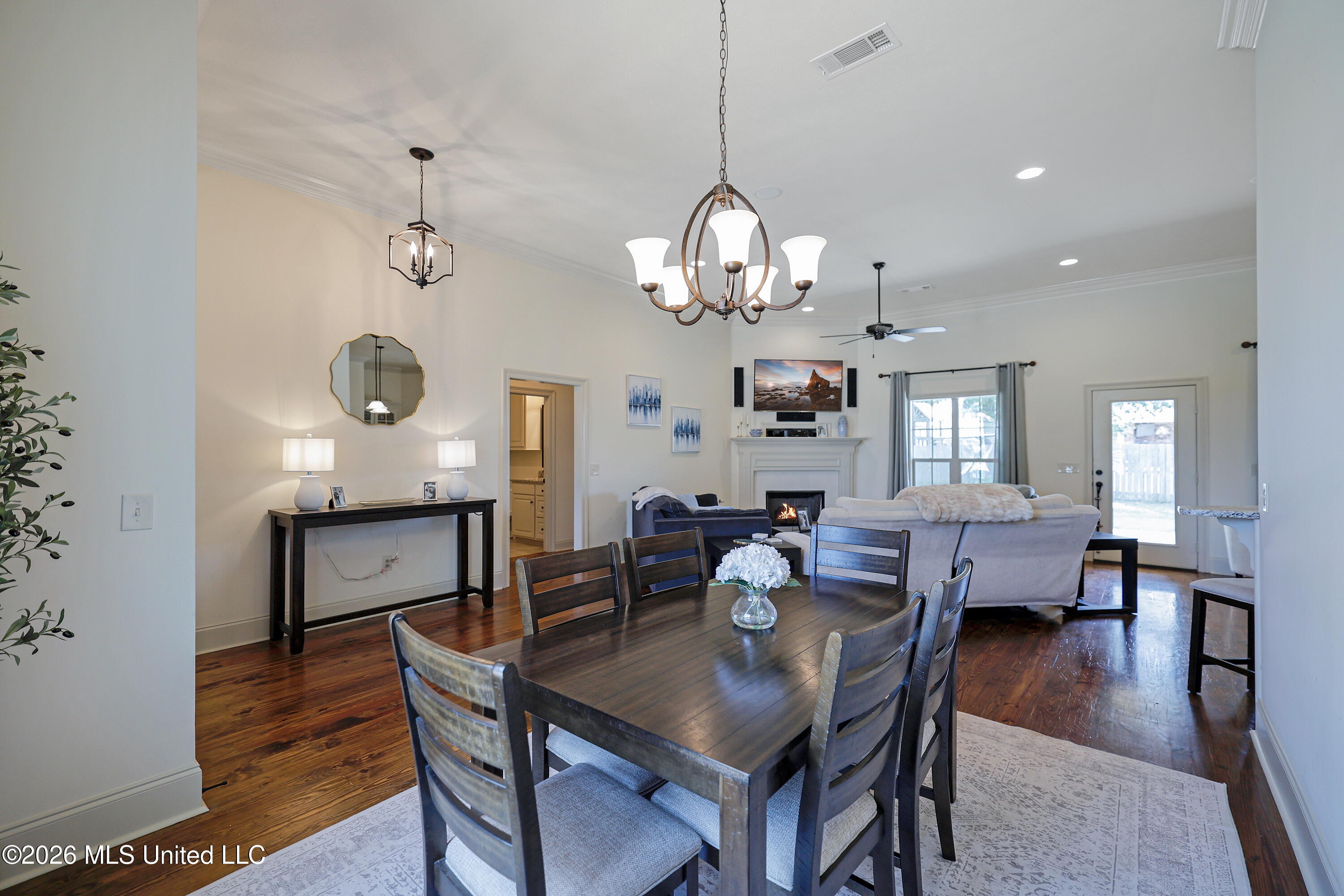 136 Winchester Cove Property Photo 7