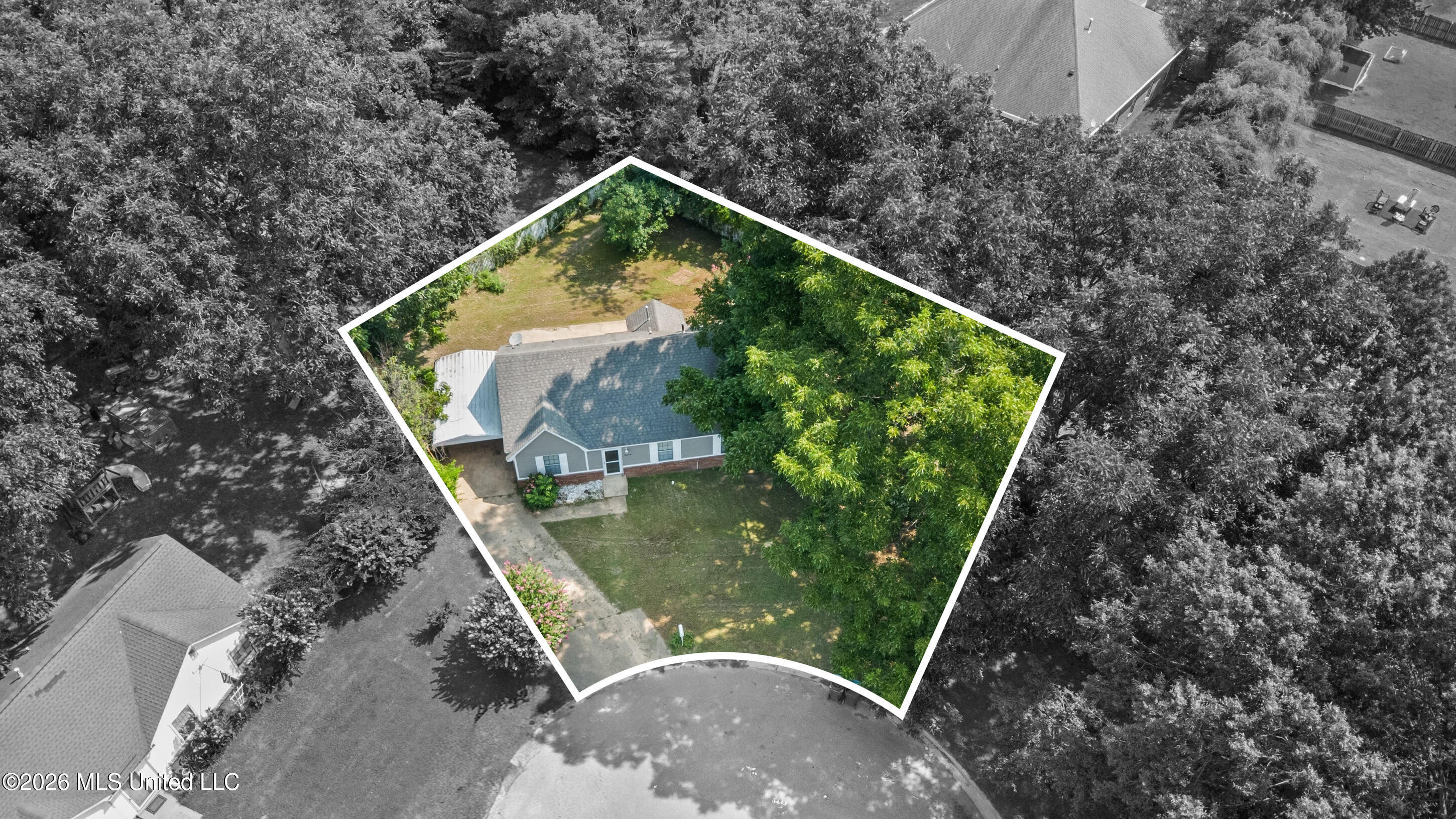 8206 Birch Cove Property Photo 24