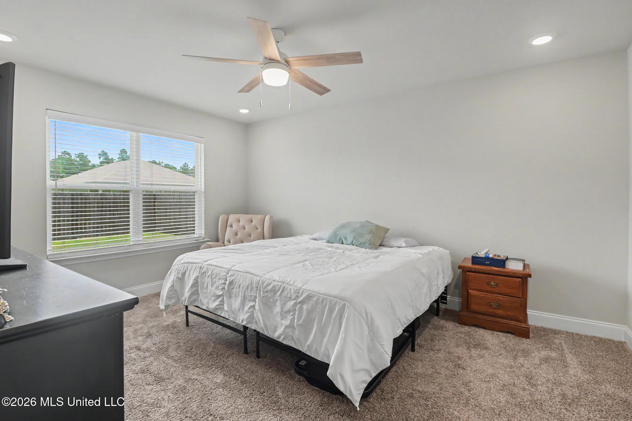 10212 Willow Leaf Drive Property Photo 13