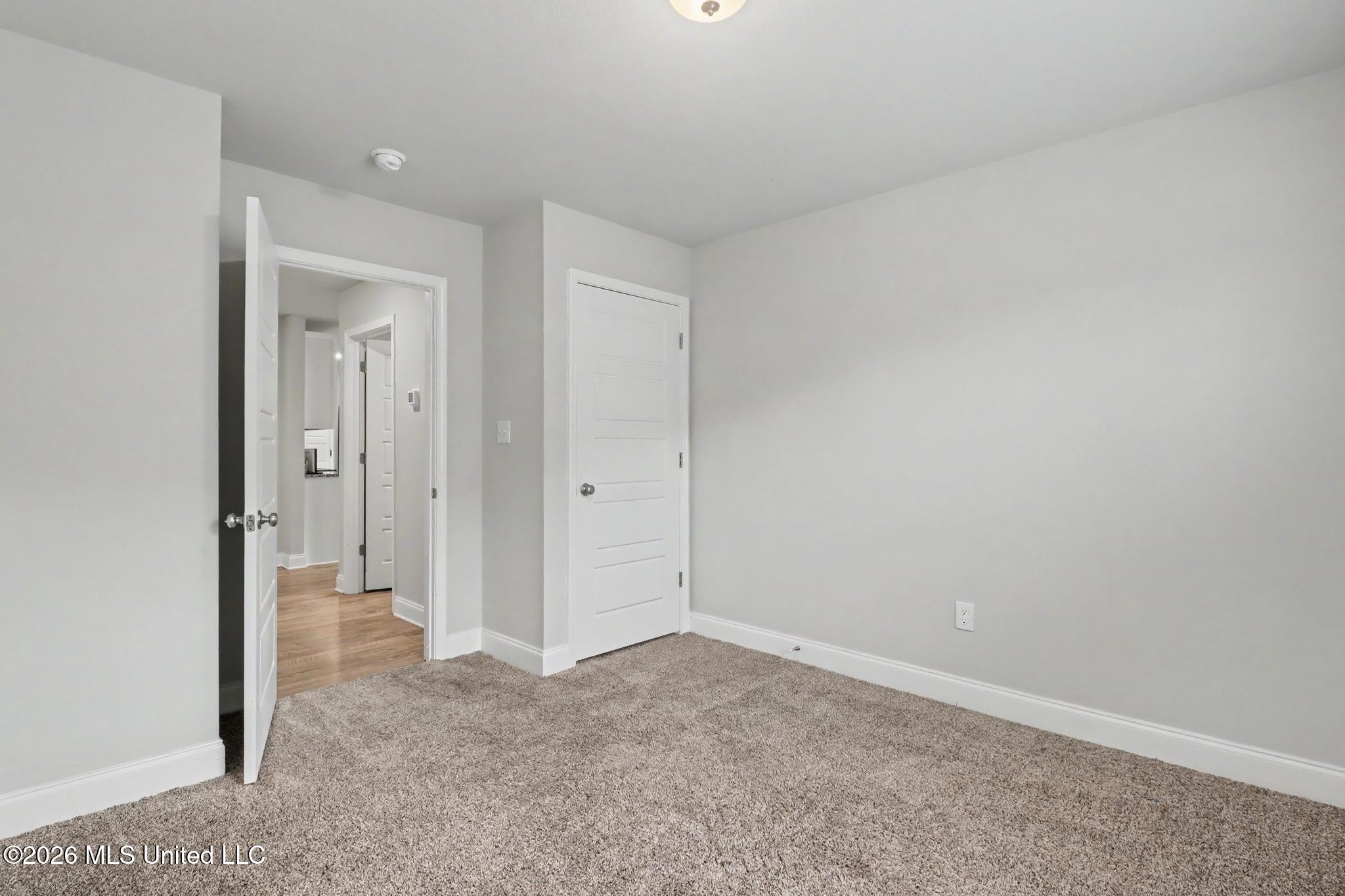 10212 Willow Leaf Drive Property Photo 16