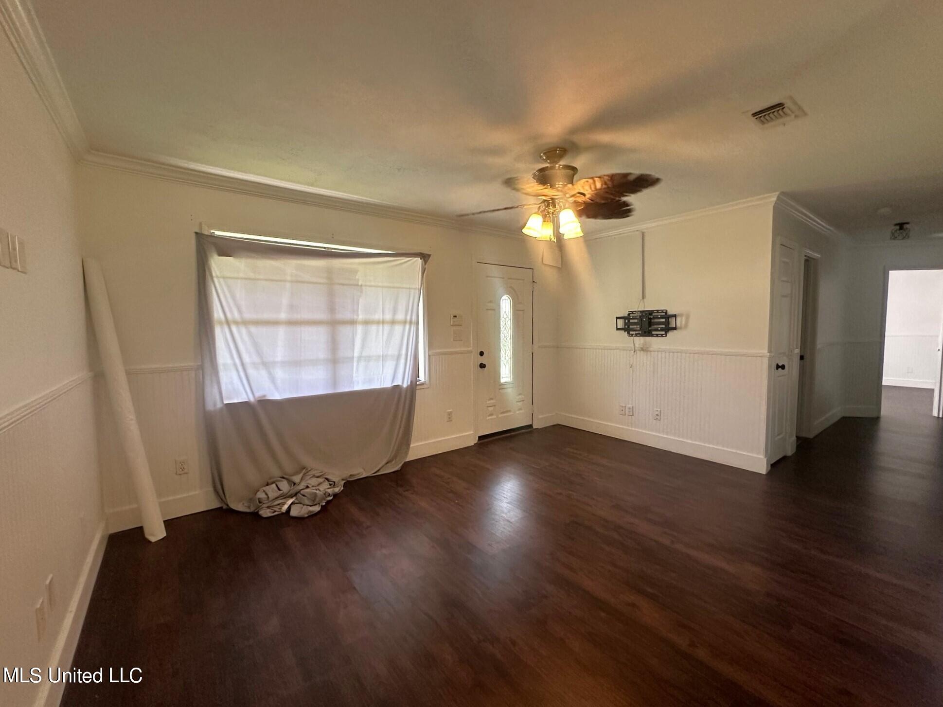 258 Conrad Lane Property Photo 2