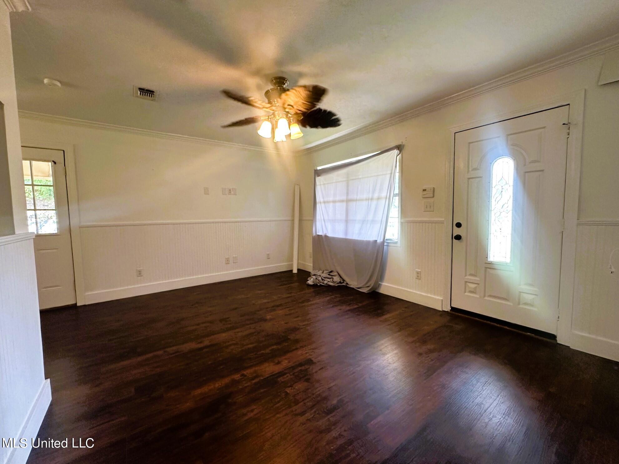 258 Conrad Lane Property Photo 3