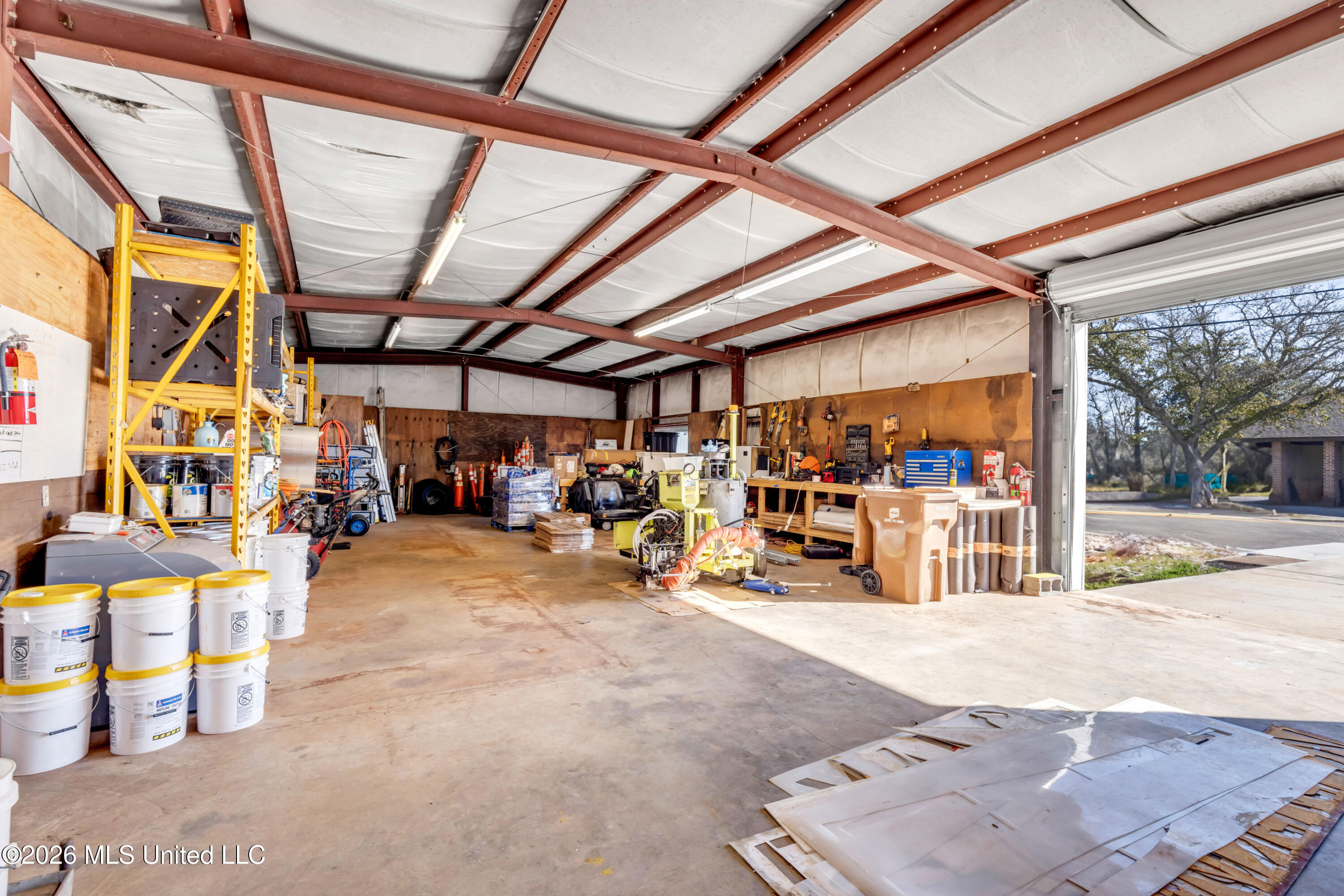 10281 3rd Avenue Property Photo 2