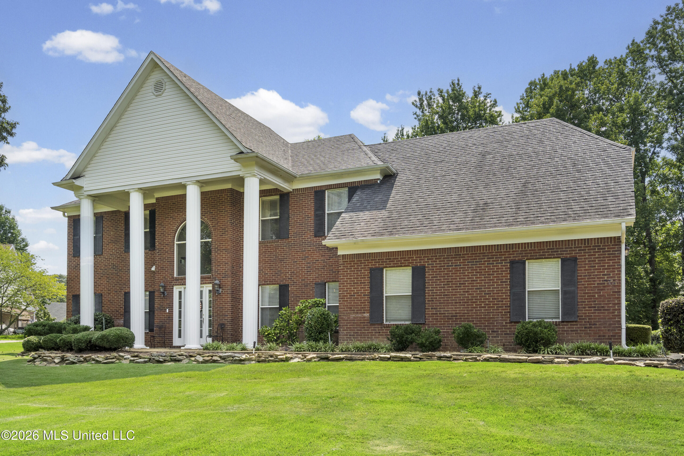 4445 Windslet Cove Property Photo 4