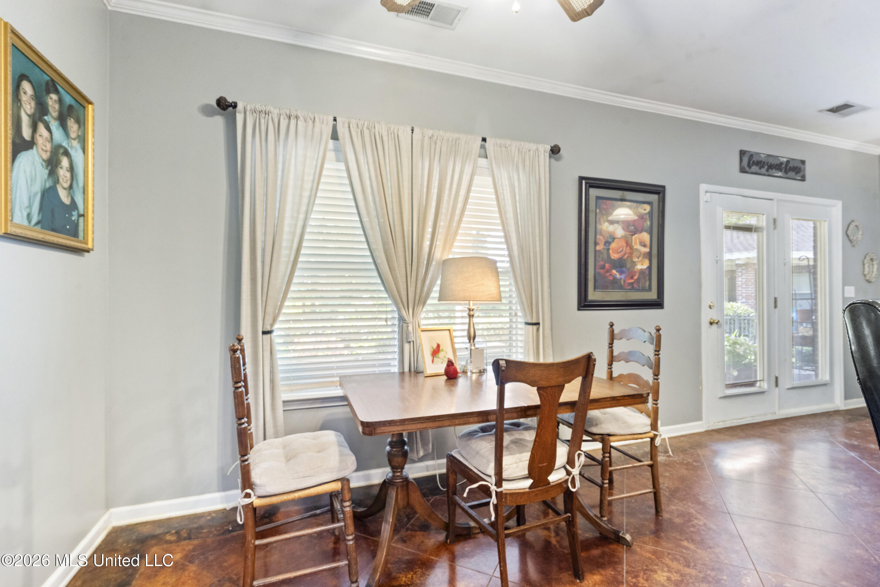 4445 Windslet Cove Property Photo 12