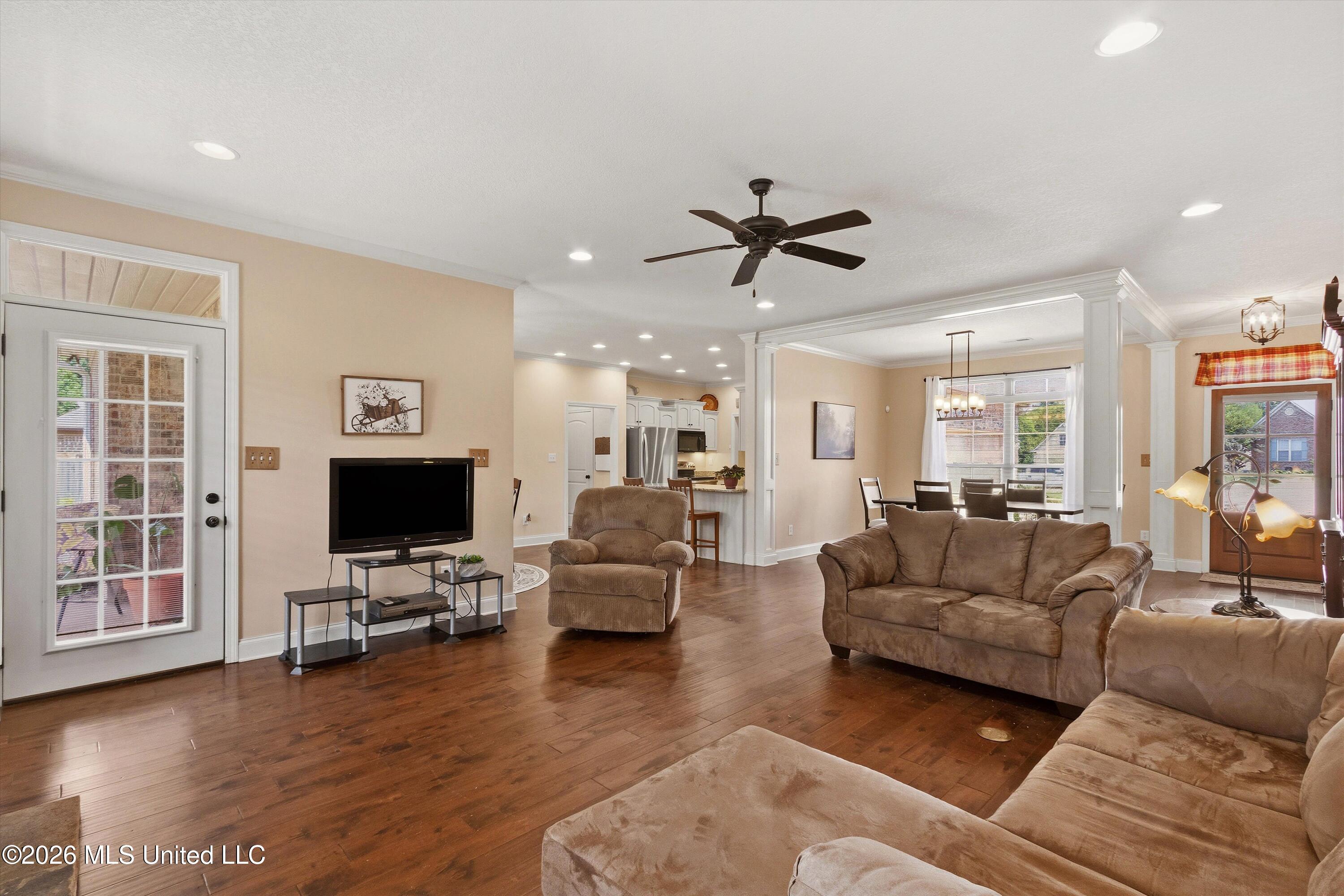 640 Kaleas Way Cove Property Photo 9
