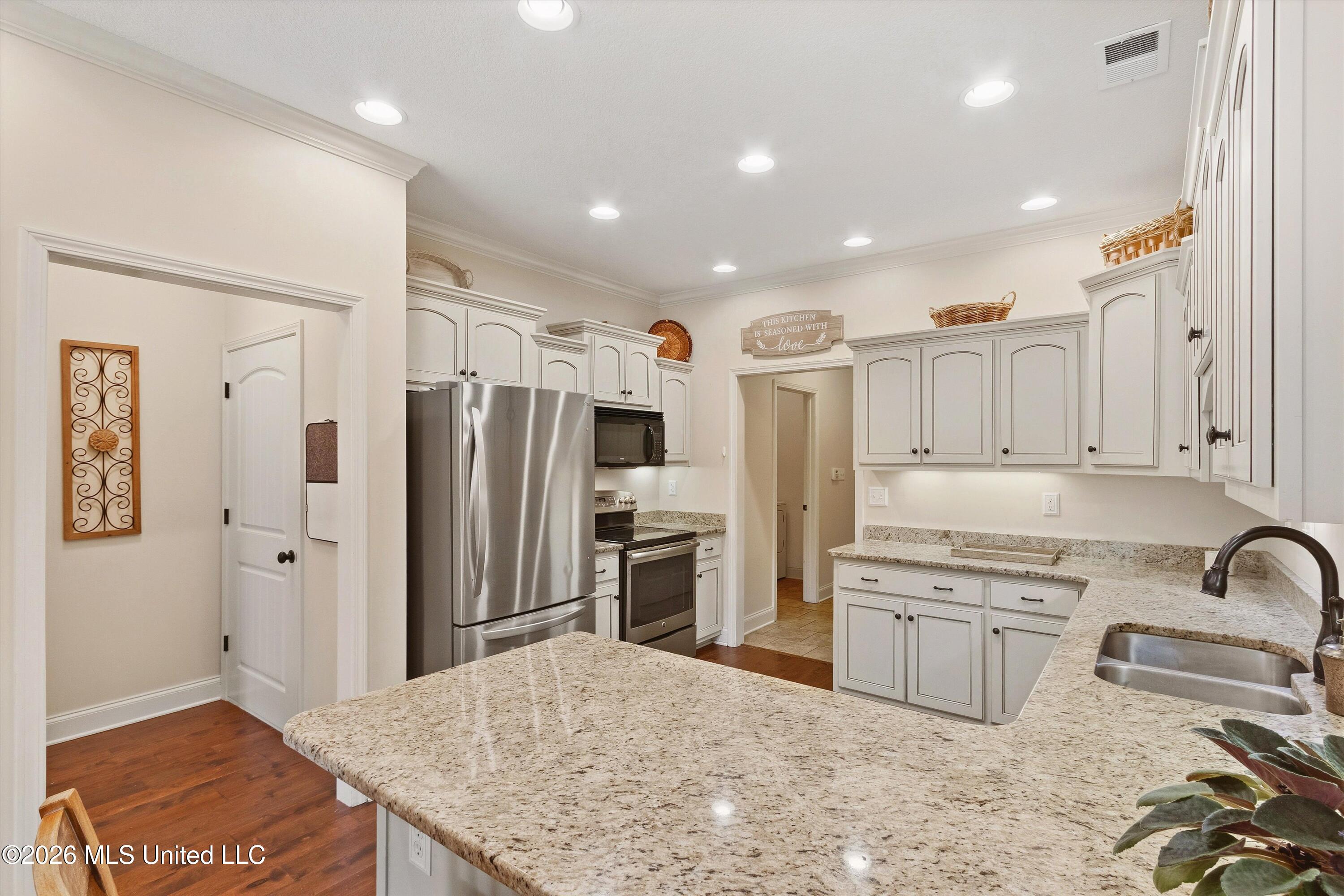 640 Kaleas Way Cove Property Photo 15