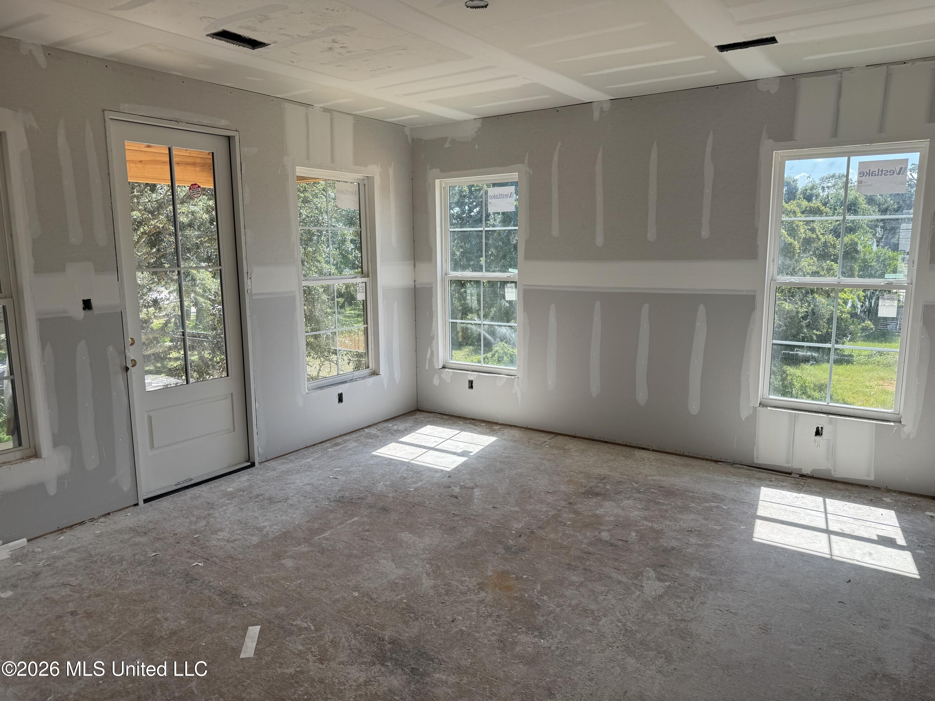 1124 E Beach Boulevard Property Photo 12
