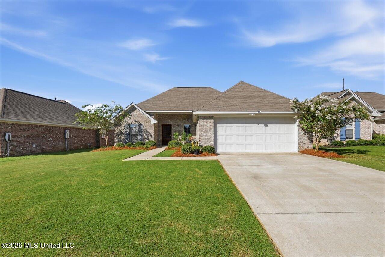 1204 Addison Lane Property Photo 1