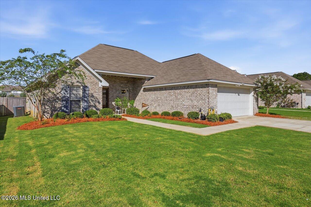 1204 Addison Lane Property Photo 3