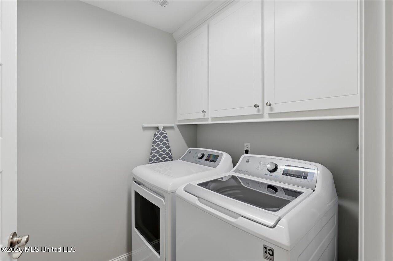 1204 Addison Lane Property Photo 16
