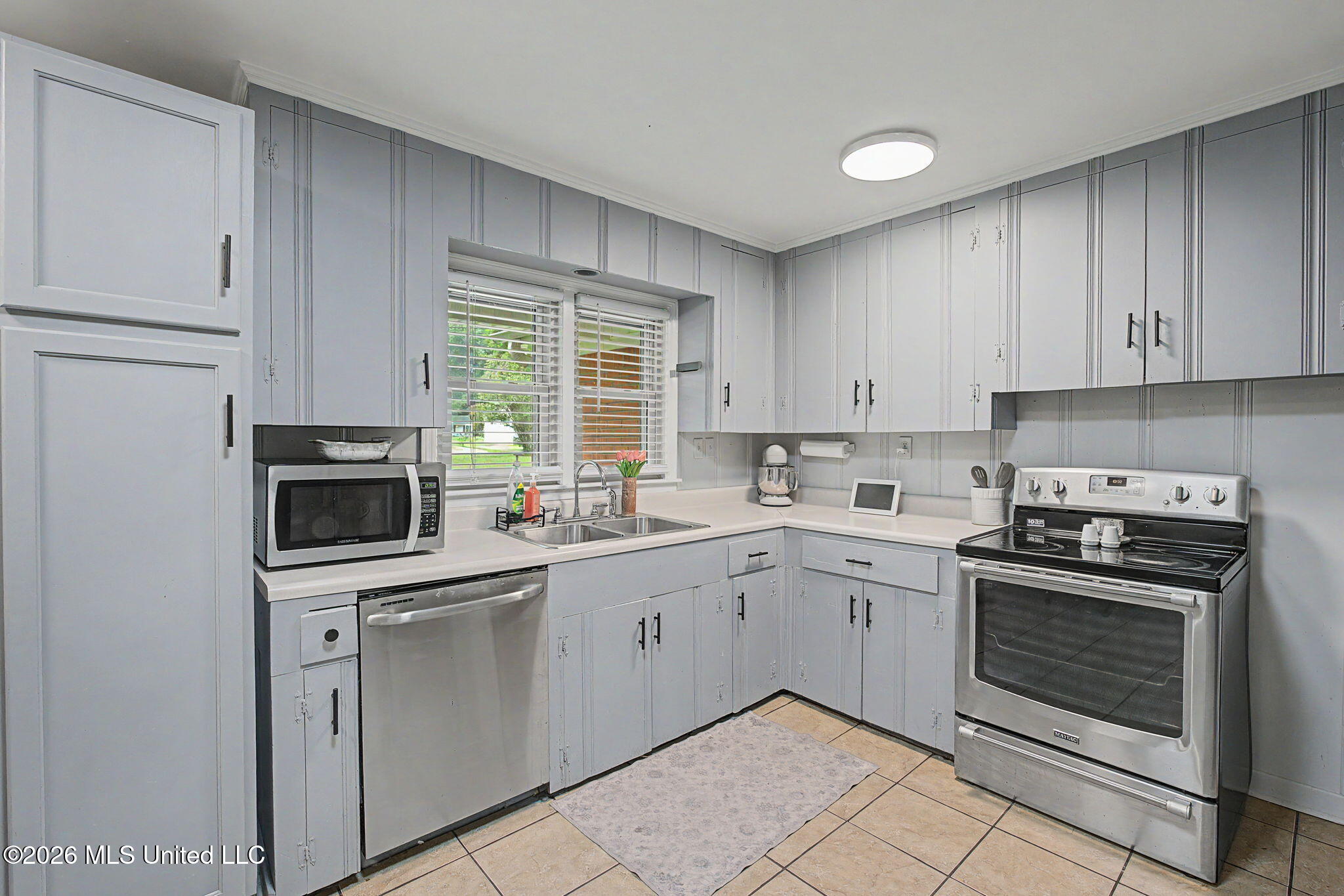 101 Beech Court Property Photo 2