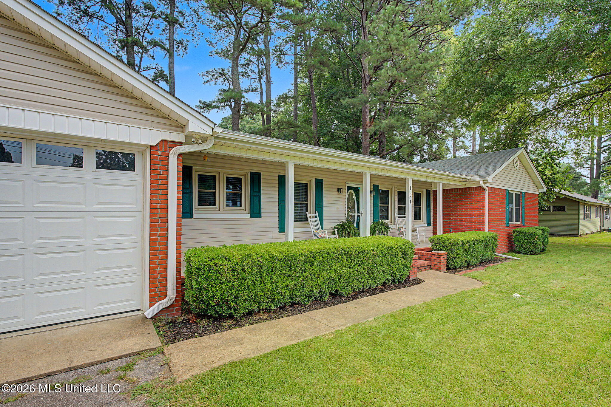 101 Beech Court Property Photo 8