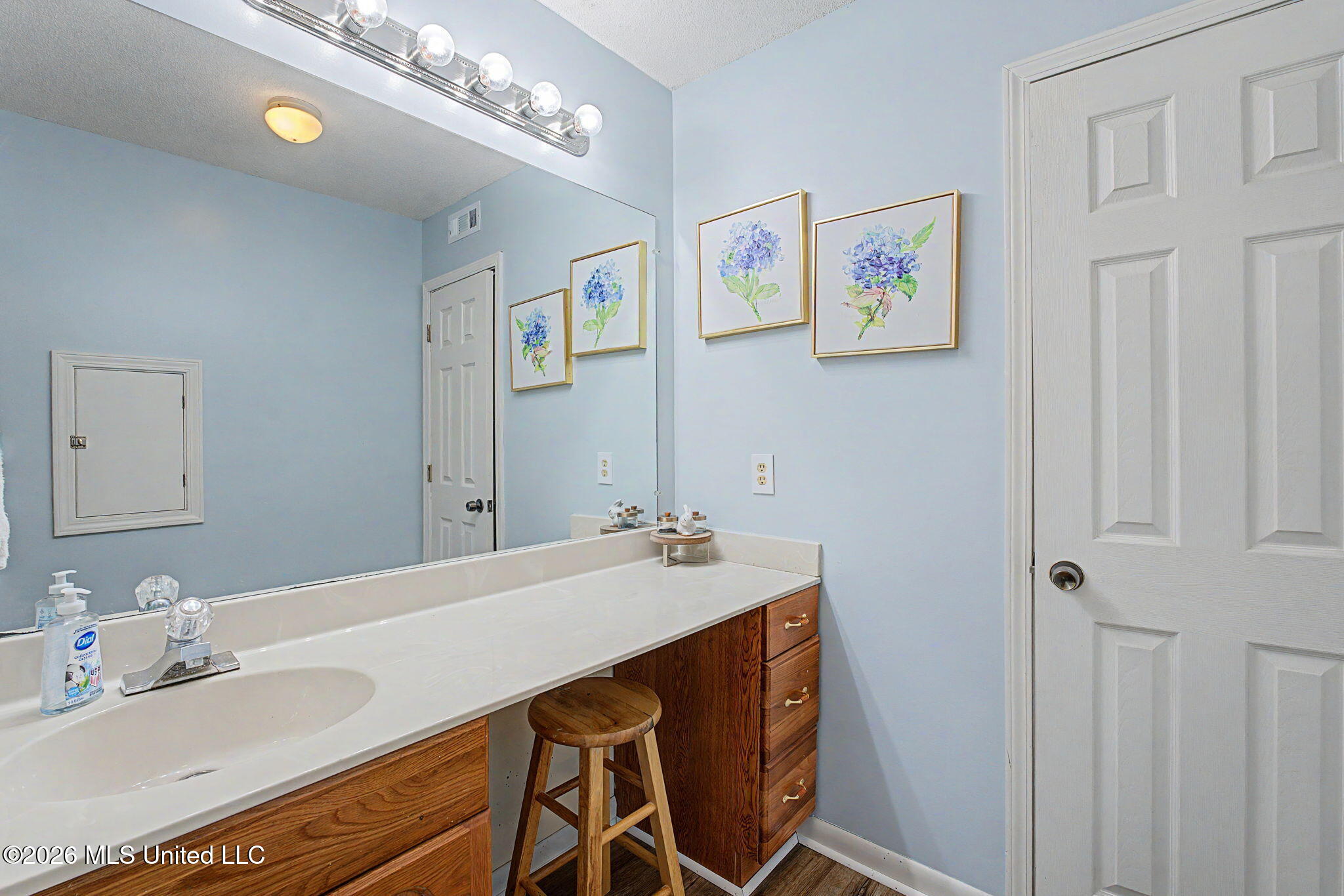 101 Beech Court Property Photo 21