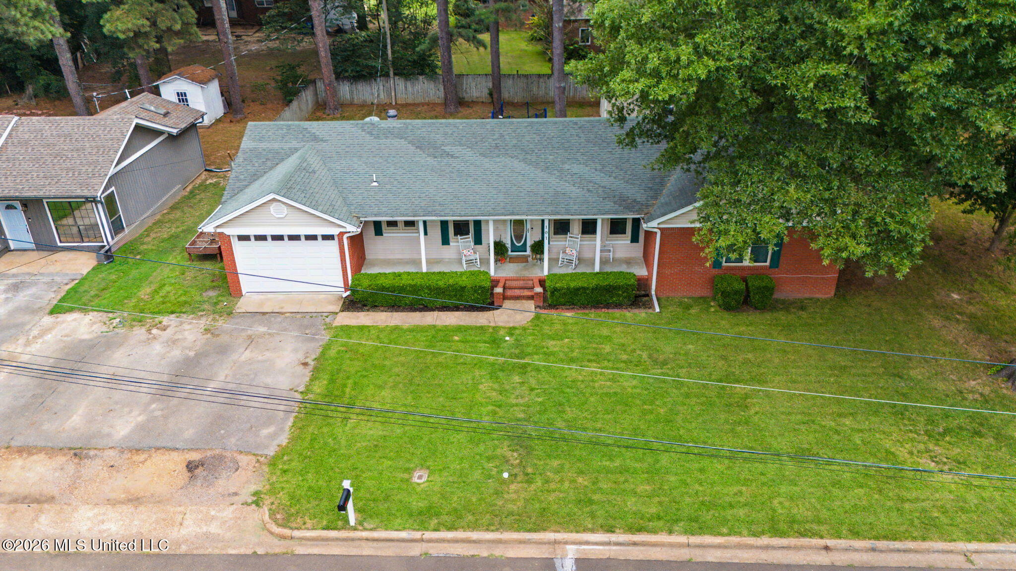 101 Beech Court Property Photo 35