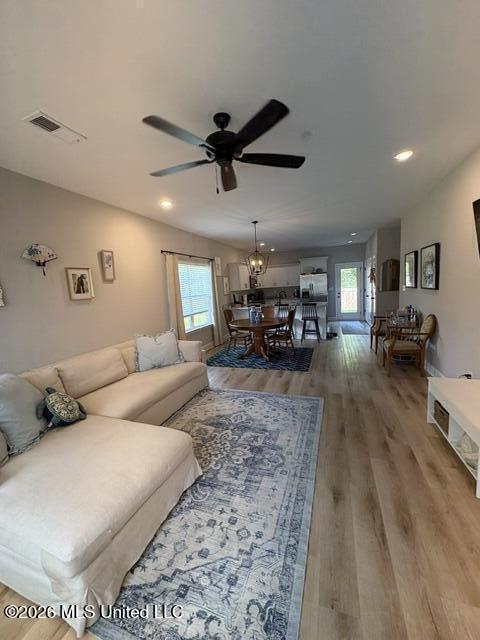 7542 Lexington Loop Property Photo 2