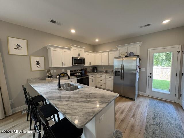 7542 Lexington Loop Property Photo 5
