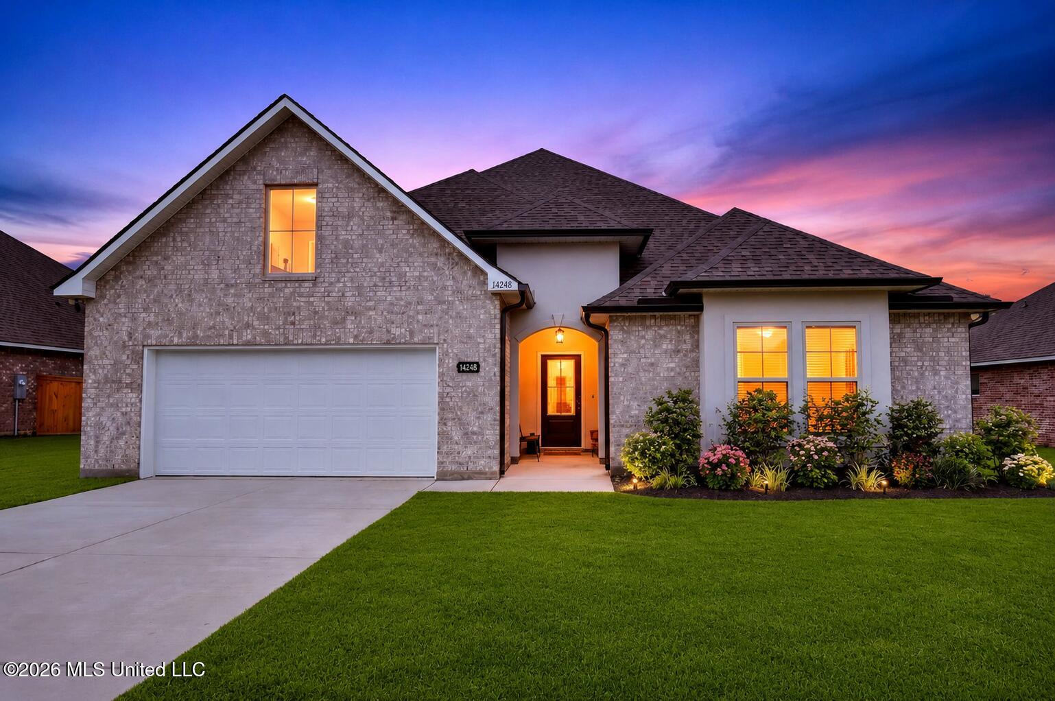 14248 Cygnet Cove Property Photo 1