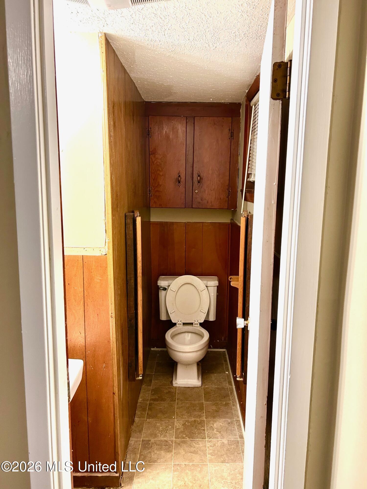 3065 Suncrest Drive Property Photo 10