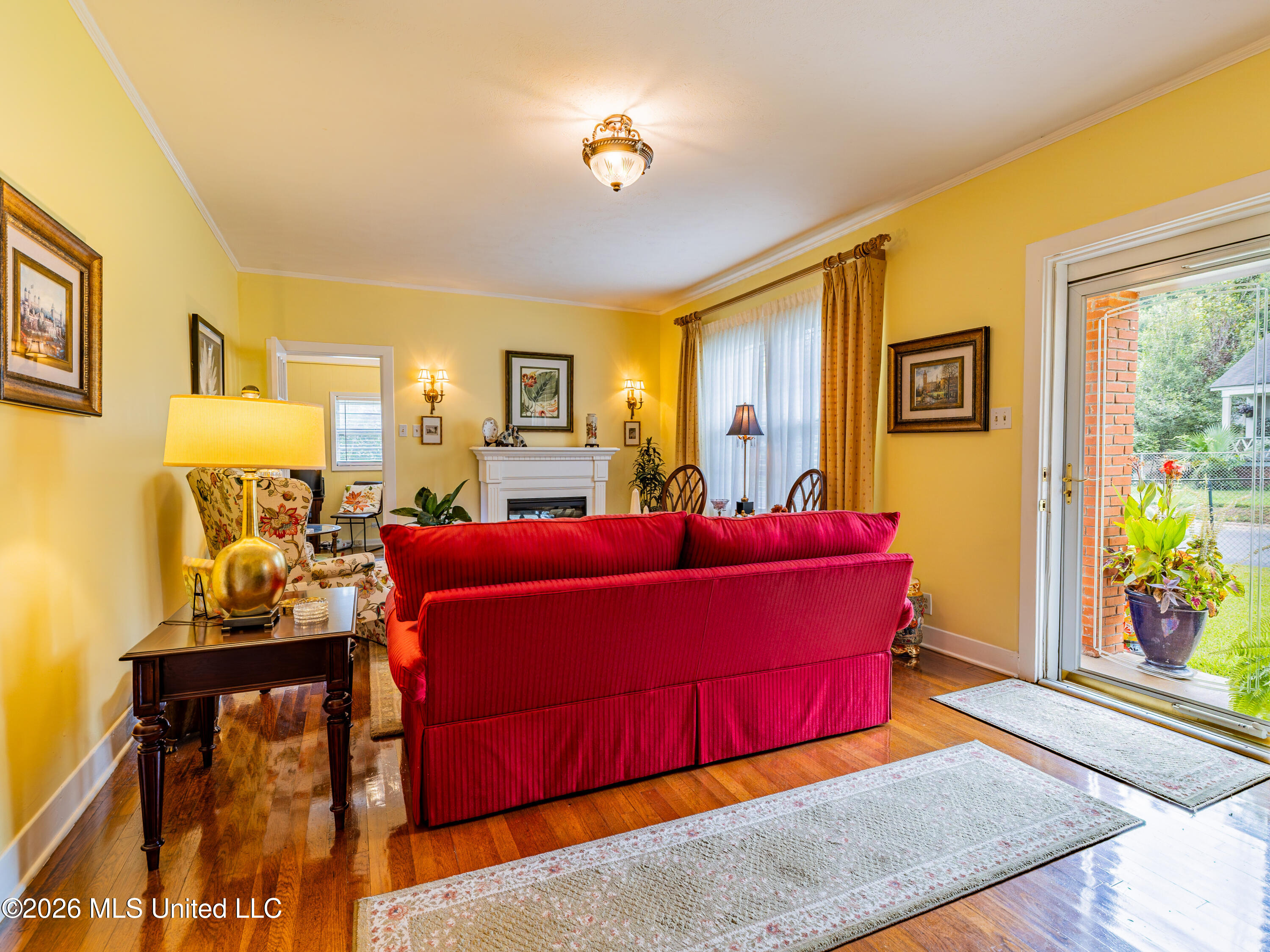 1 Oak Court Property Photo 6