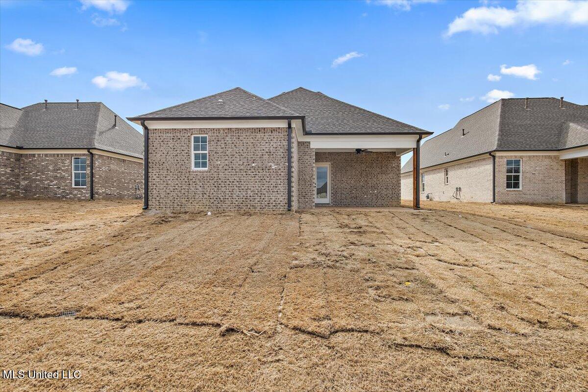 895 Coahoma Court Property Photo 28