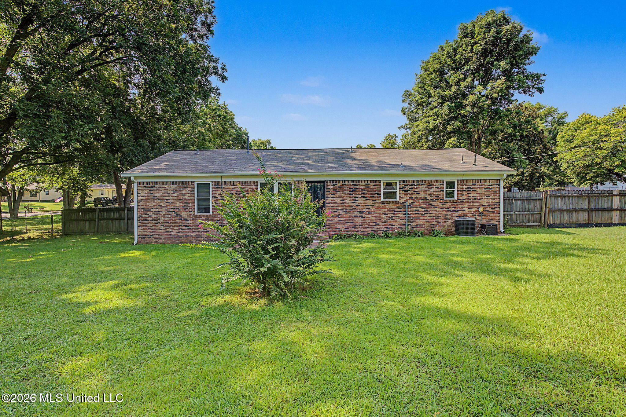 1396 Haywood Drive Property Photo 27