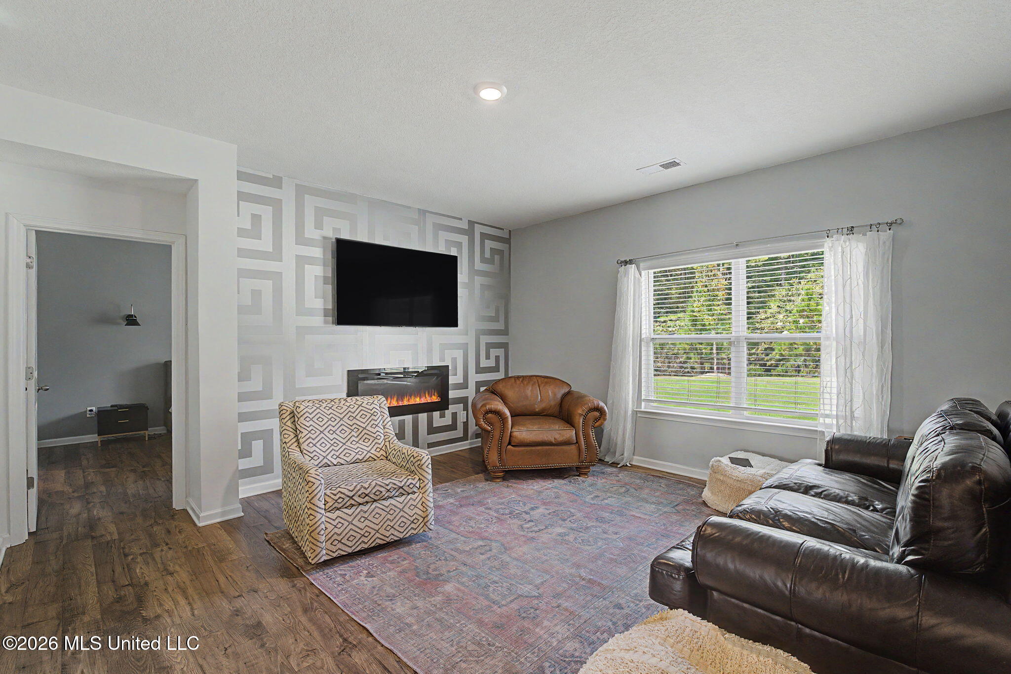 99 Twin Lakes Drive Property Photo 11
