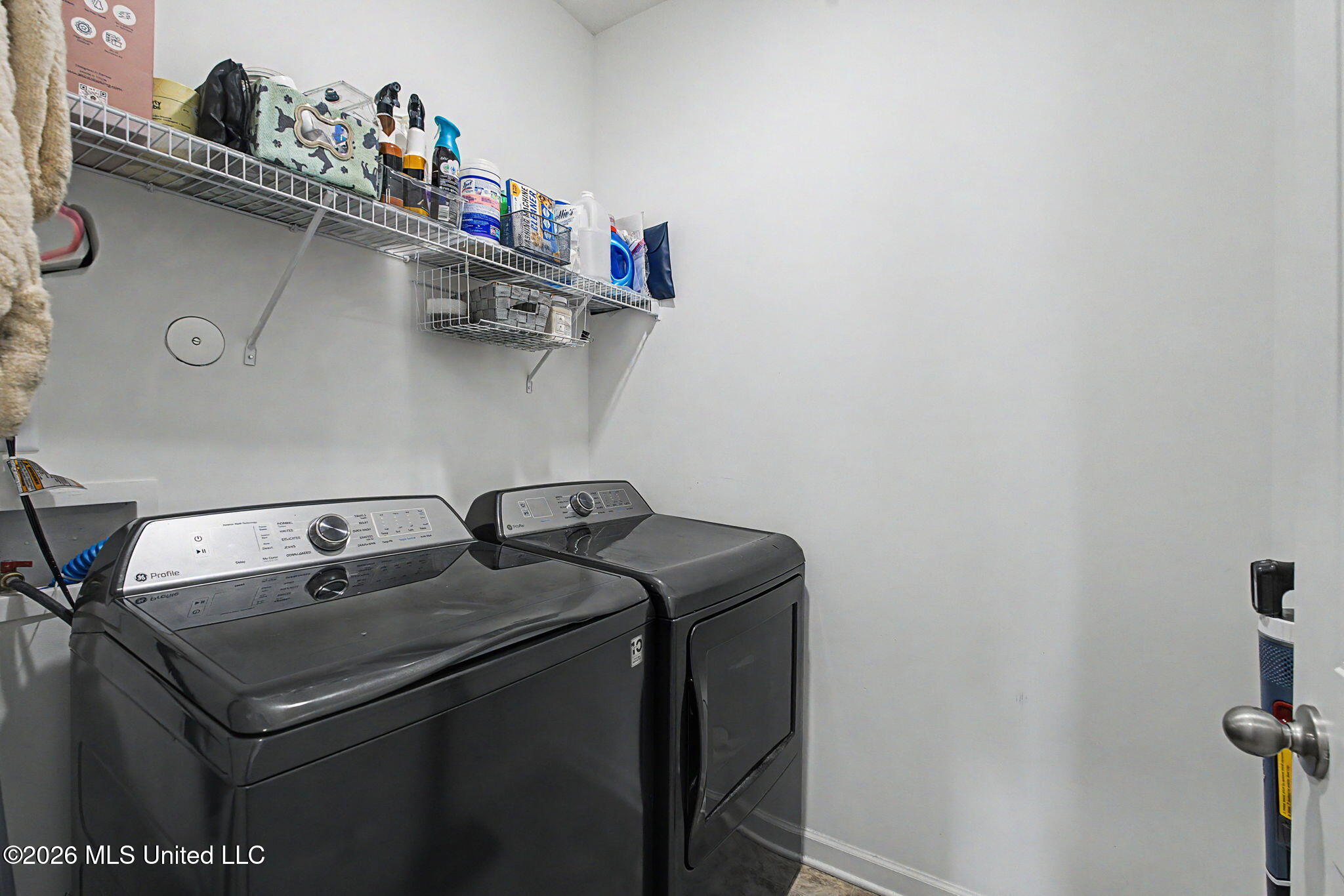 99 Twin Lakes Drive Property Photo 23