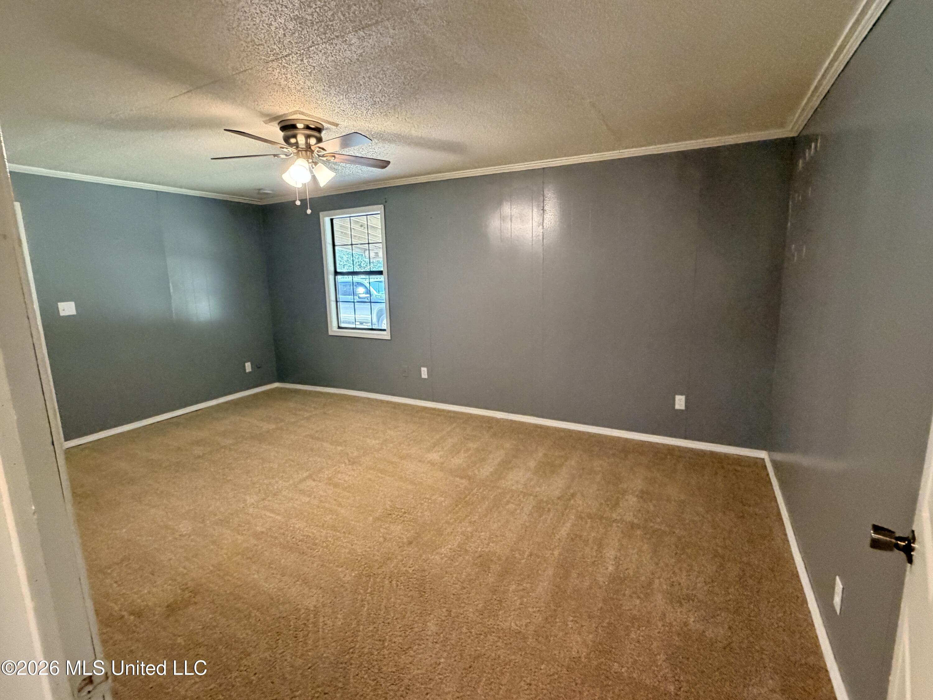 809 W Camp Avenue Property Photo 18