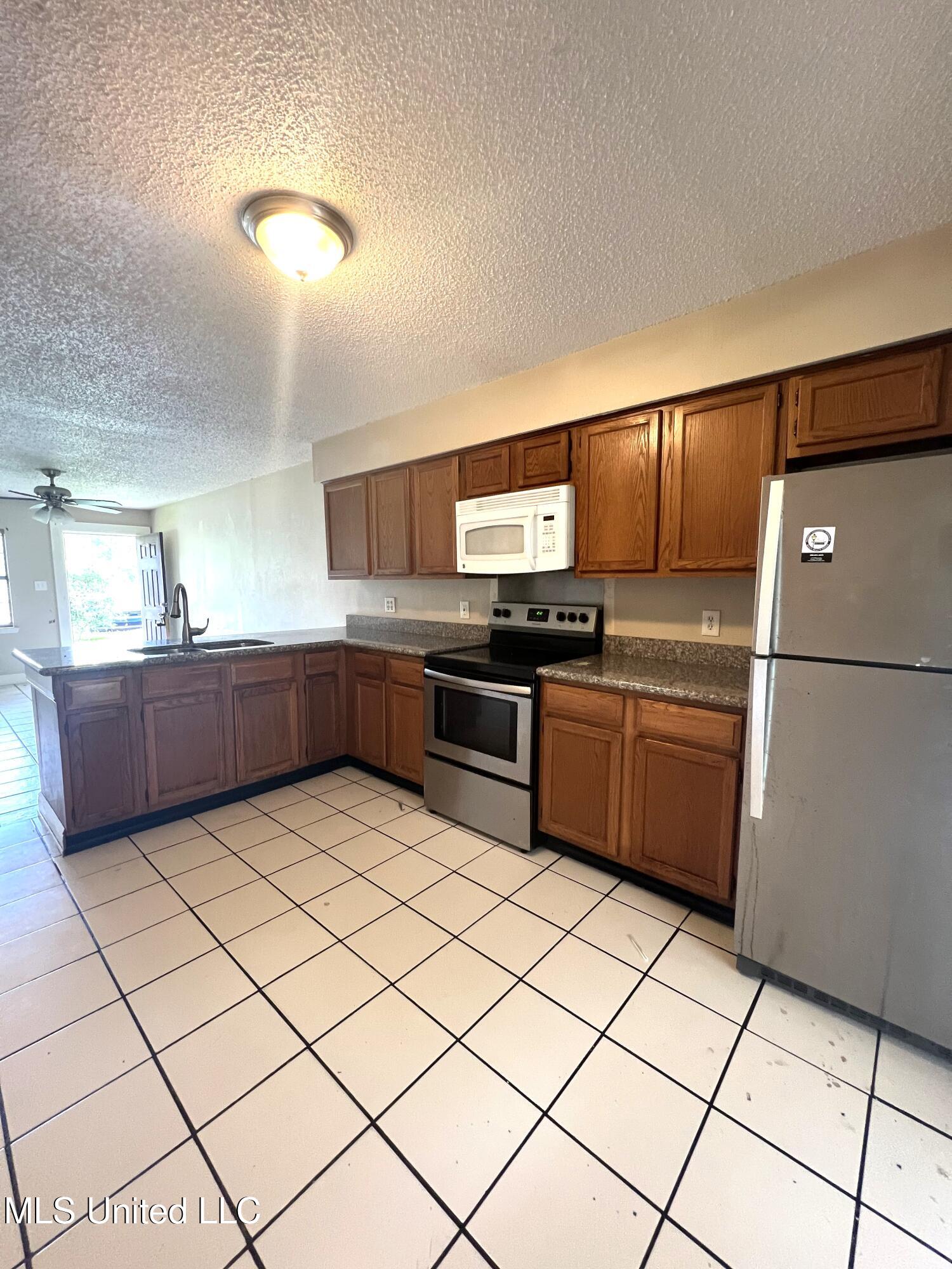 3401 54th Avenue Property Photo 4