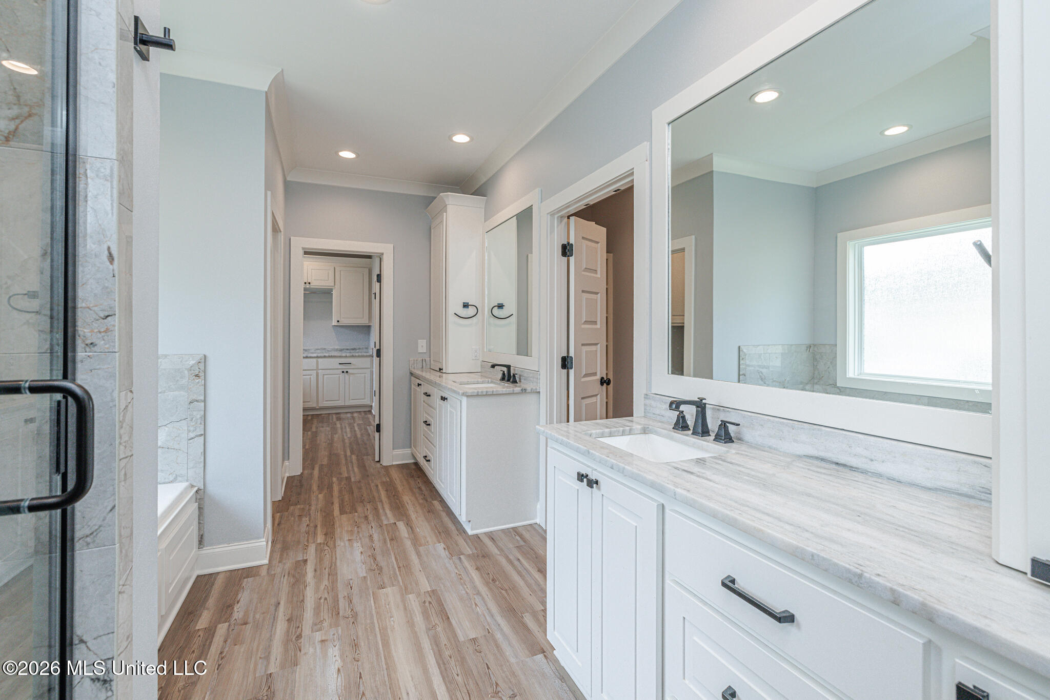 510 Crestmoor Drive Property Photo 17
