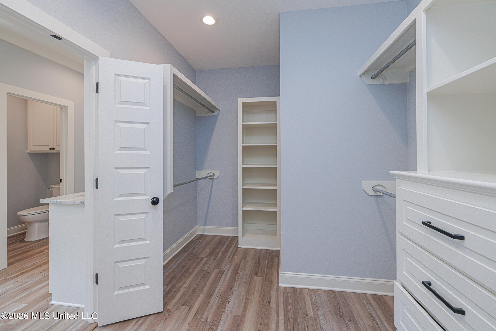 510 Crestmoor Drive Property Photo 22