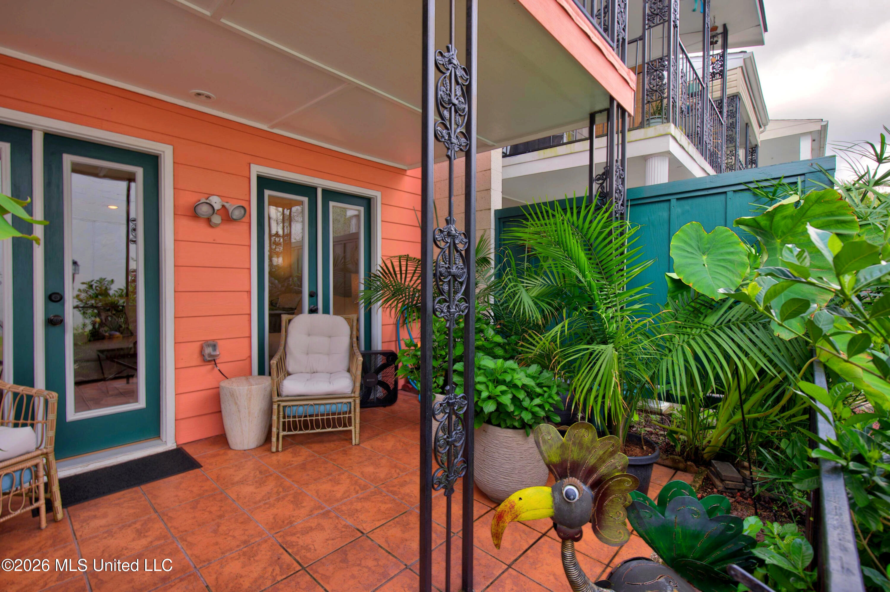 2501 Gulf Avenue Property Photo 2