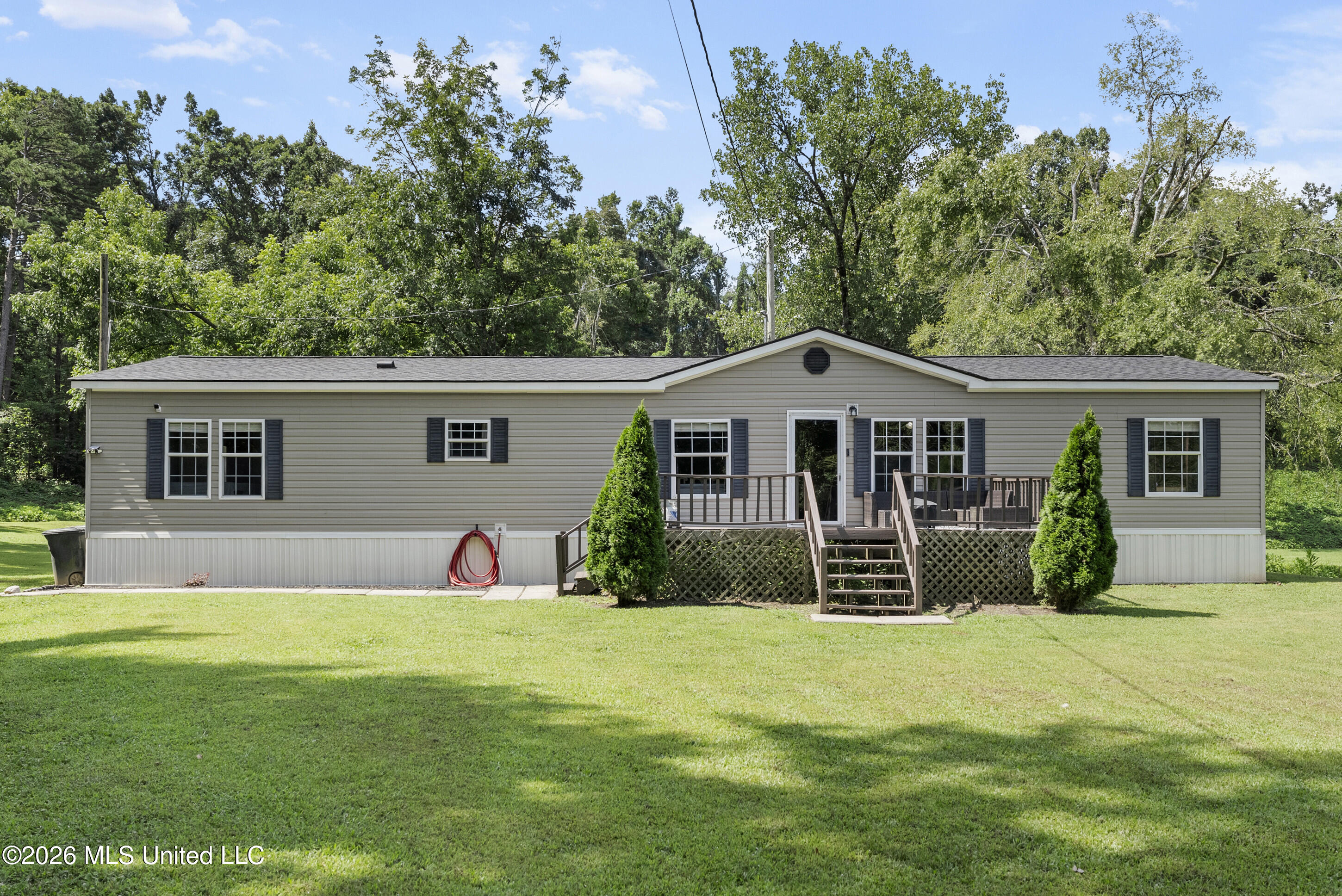 1116 County Road 2 Property Photo 2
