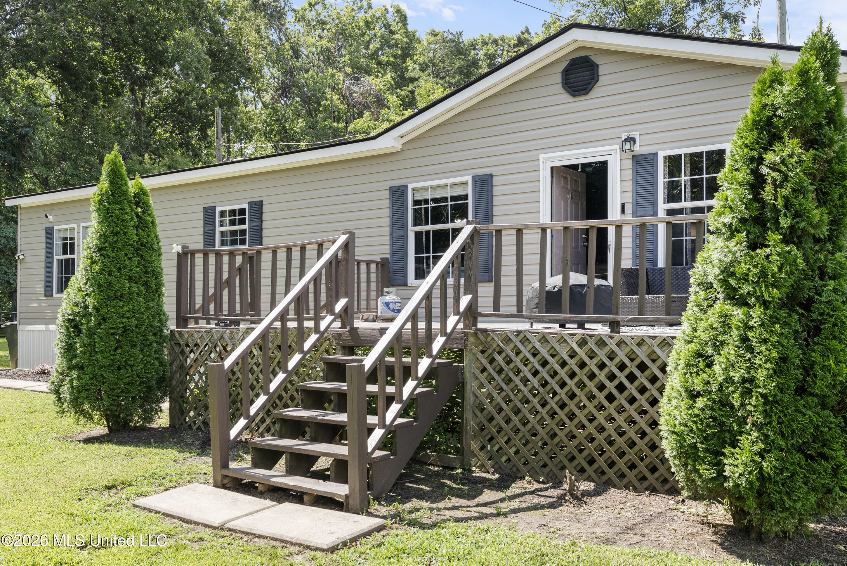 1116 County Road 2 Property Photo 5