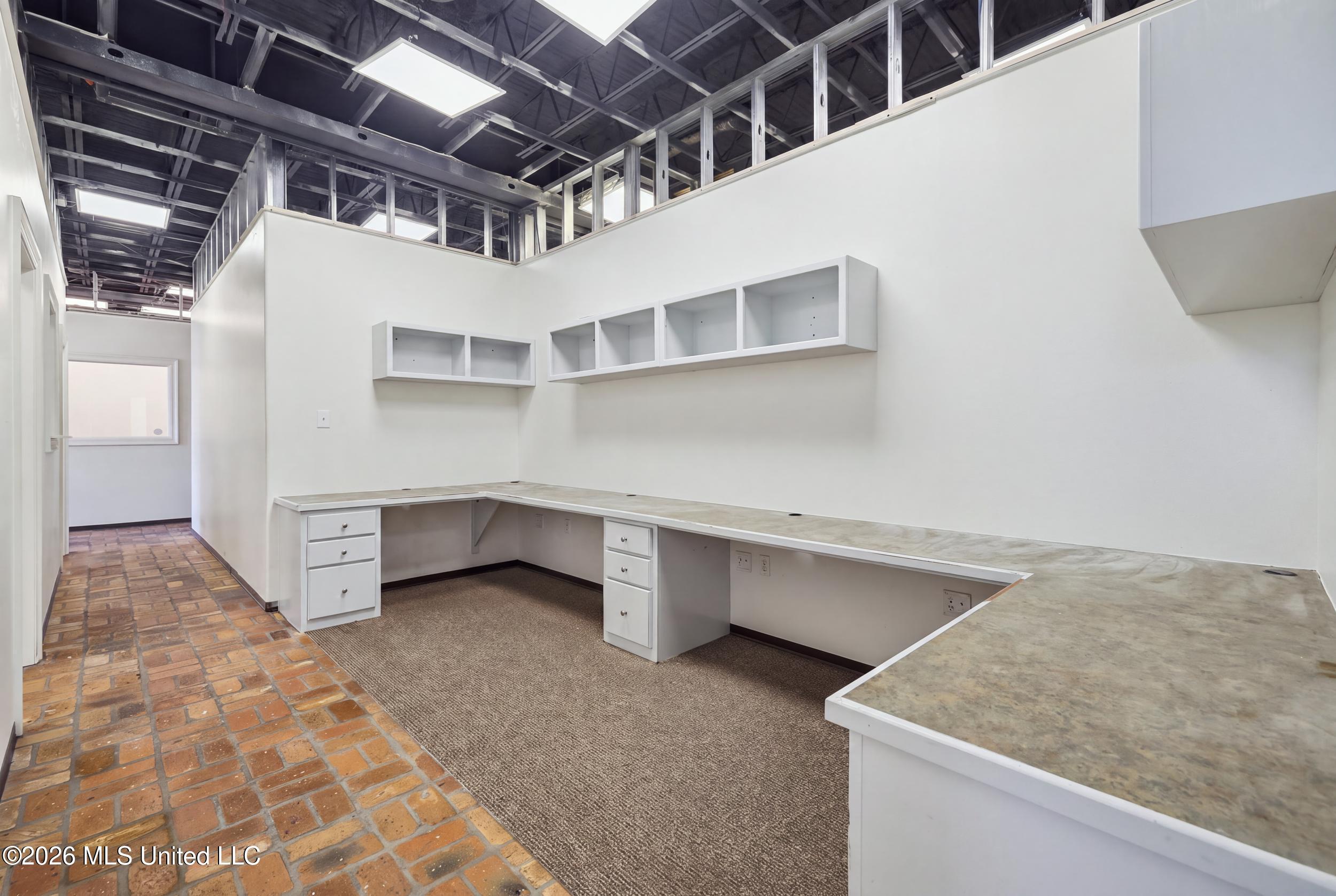2556 Marcia Court Property Photo 35