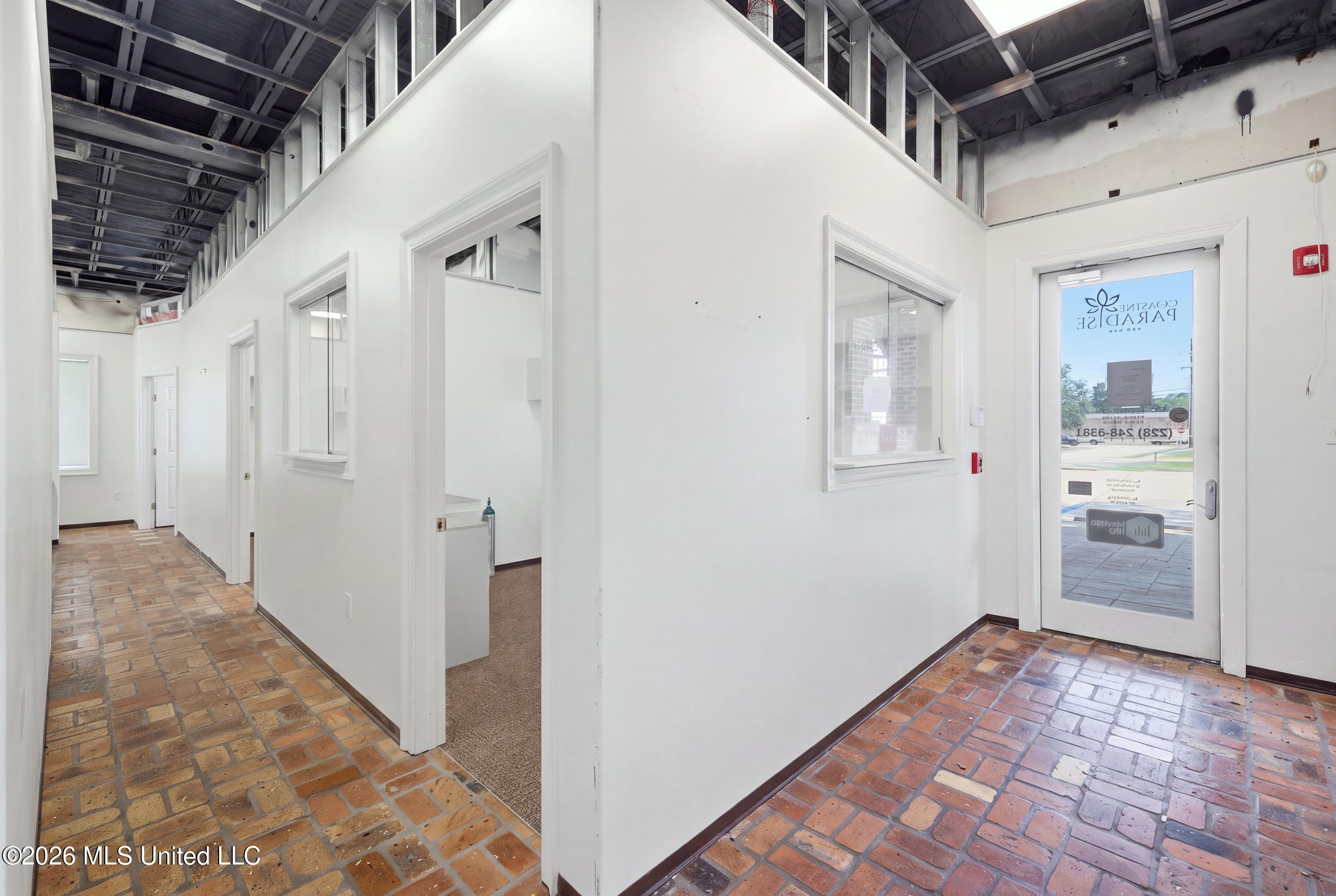 2556 Marcia Court Property Photo 37