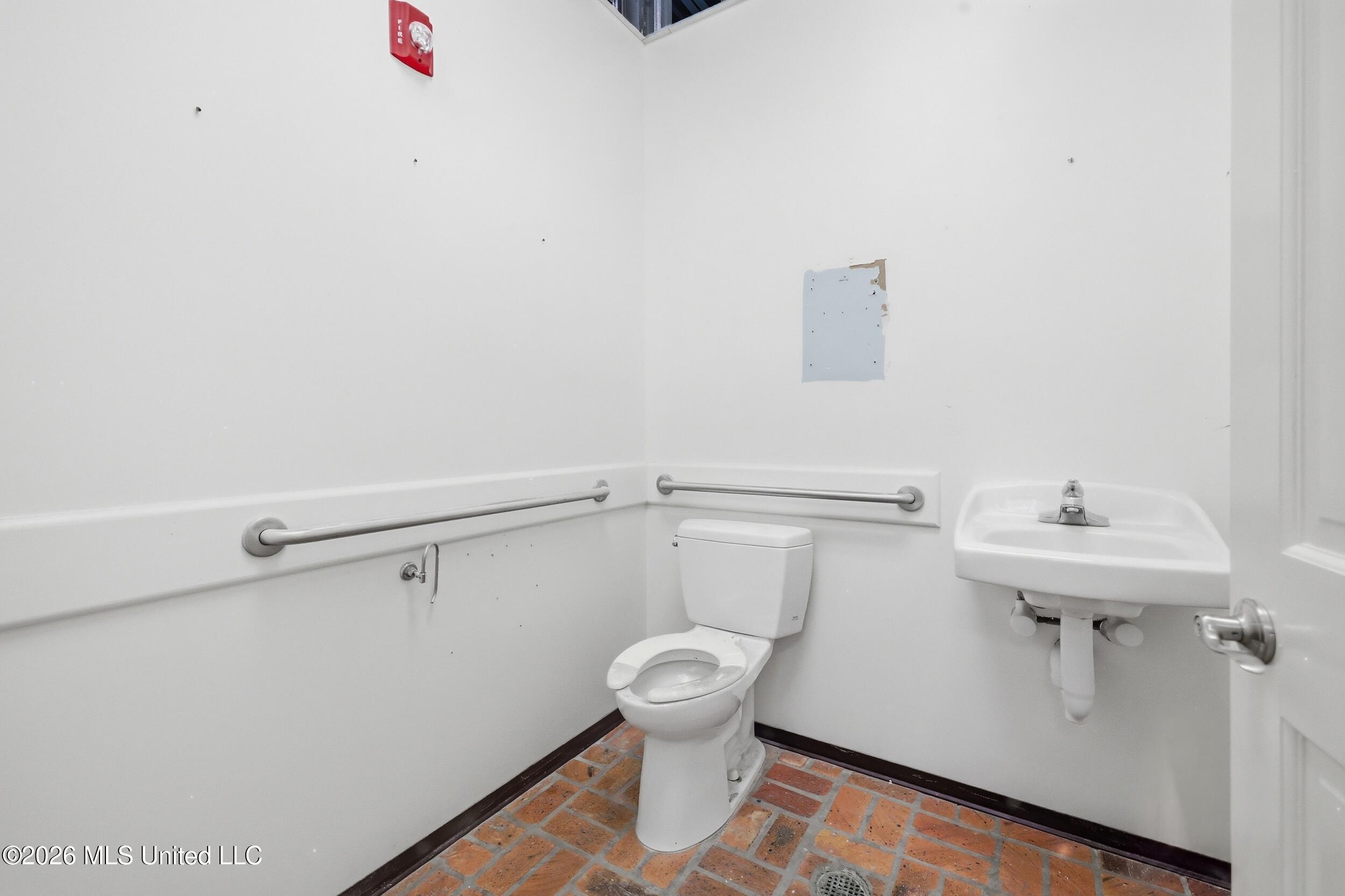 2556 Marcia Court Property Photo 73