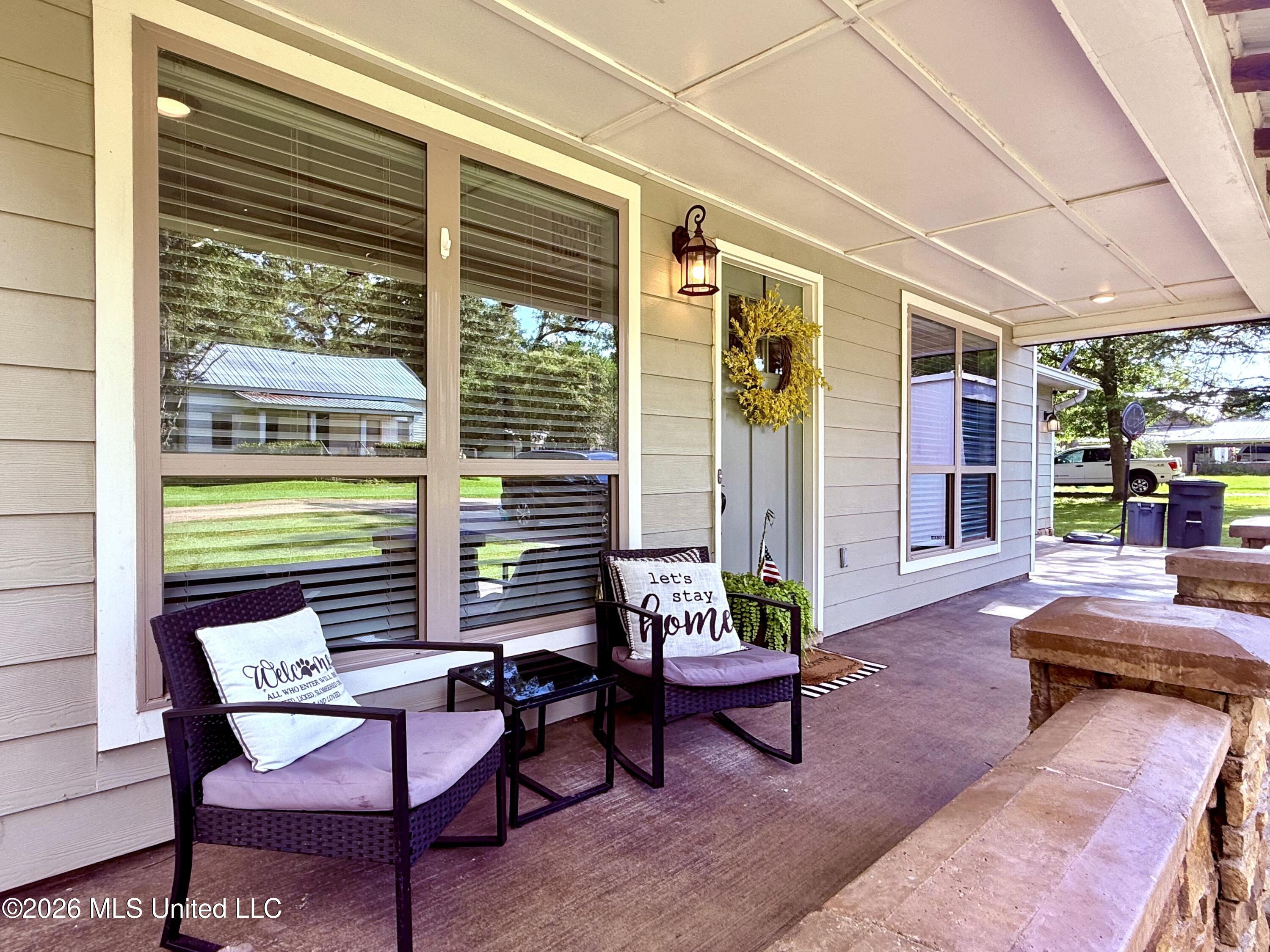 400 Mckay Circle Property Photo 3