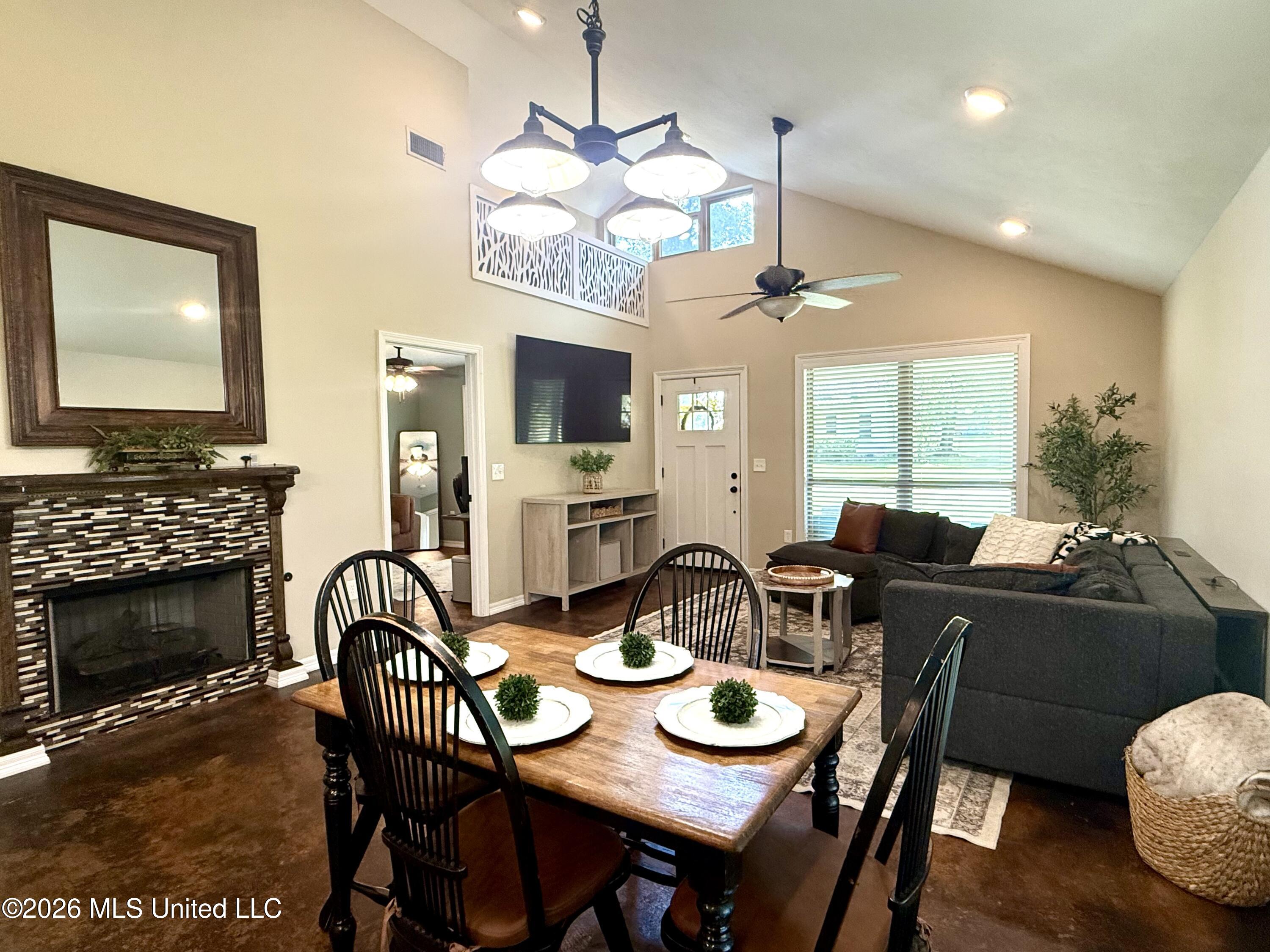 400 Mckay Circle Property Photo 11