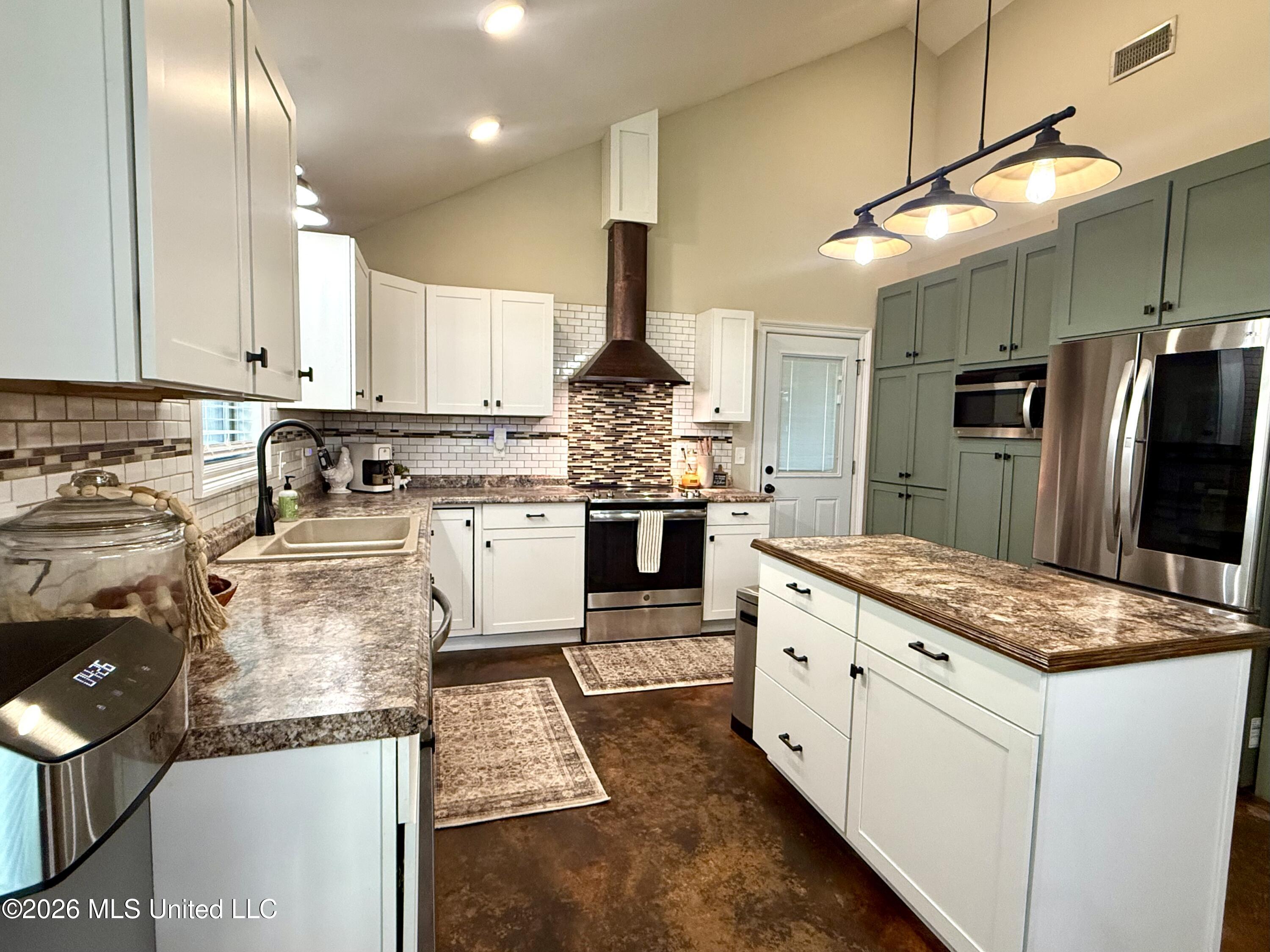 400 Mckay Circle Property Photo 15