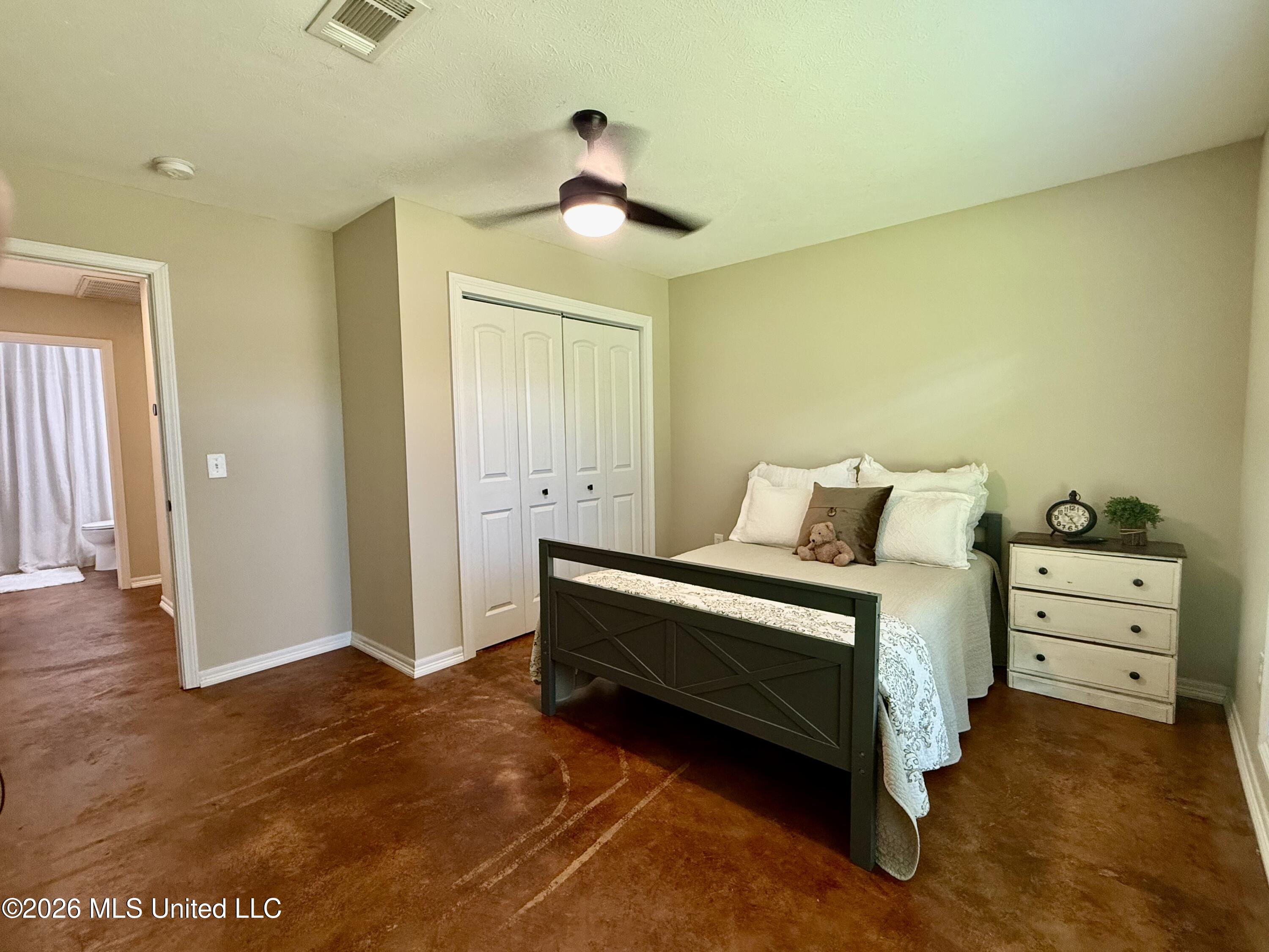 400 Mckay Circle Property Photo 28