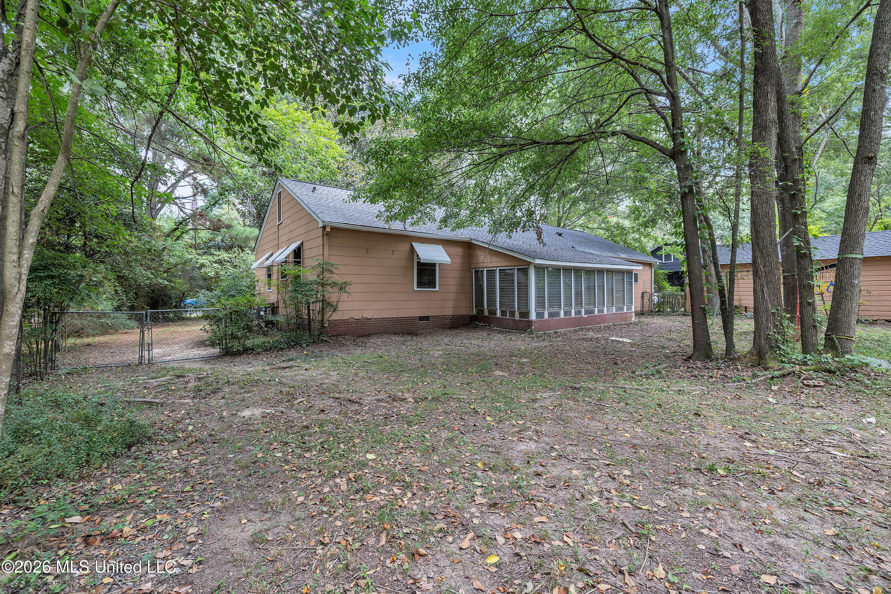 314 Colonial Circle Property Photo 39