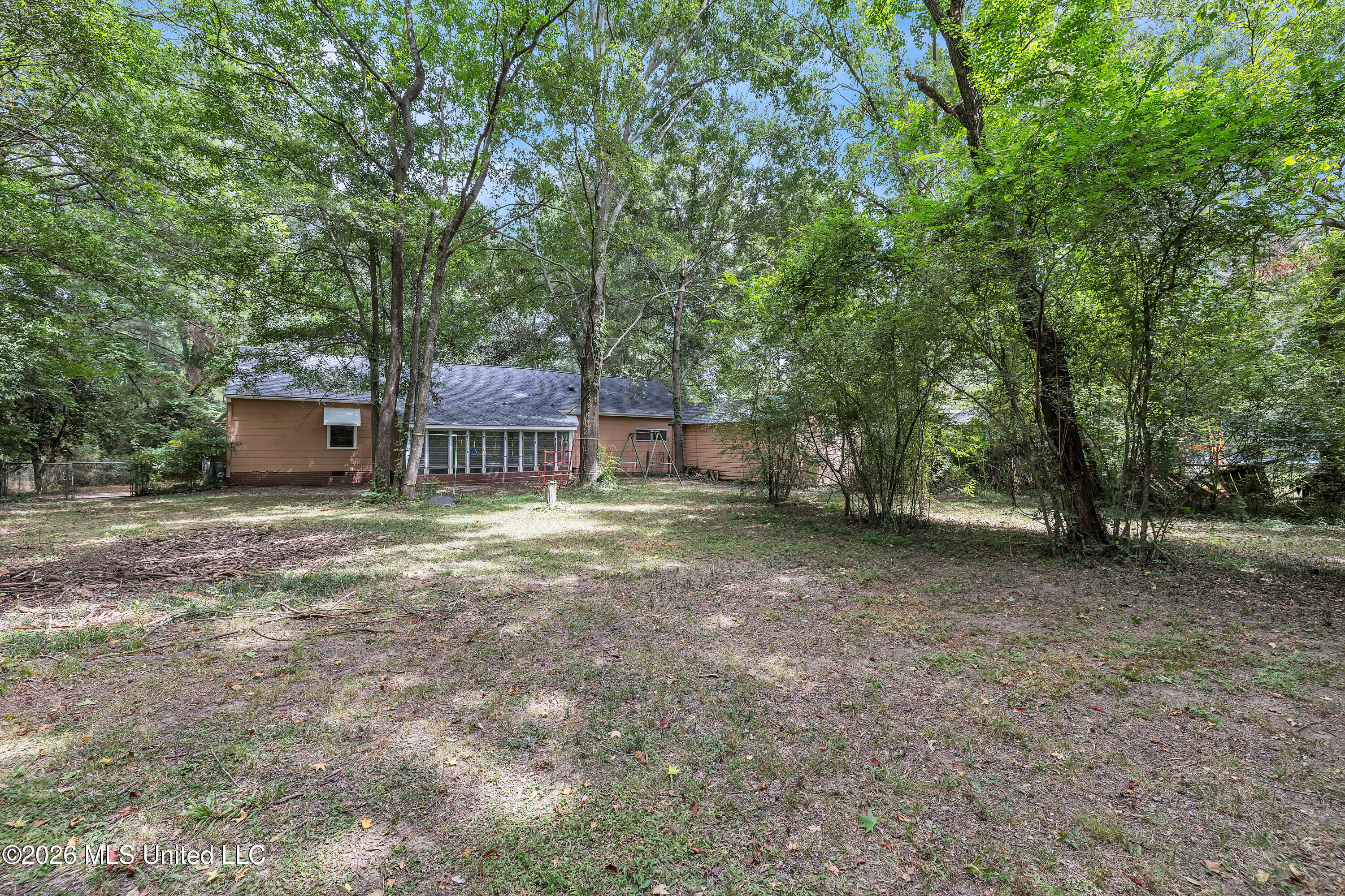 314 Colonial Circle Property Photo 40