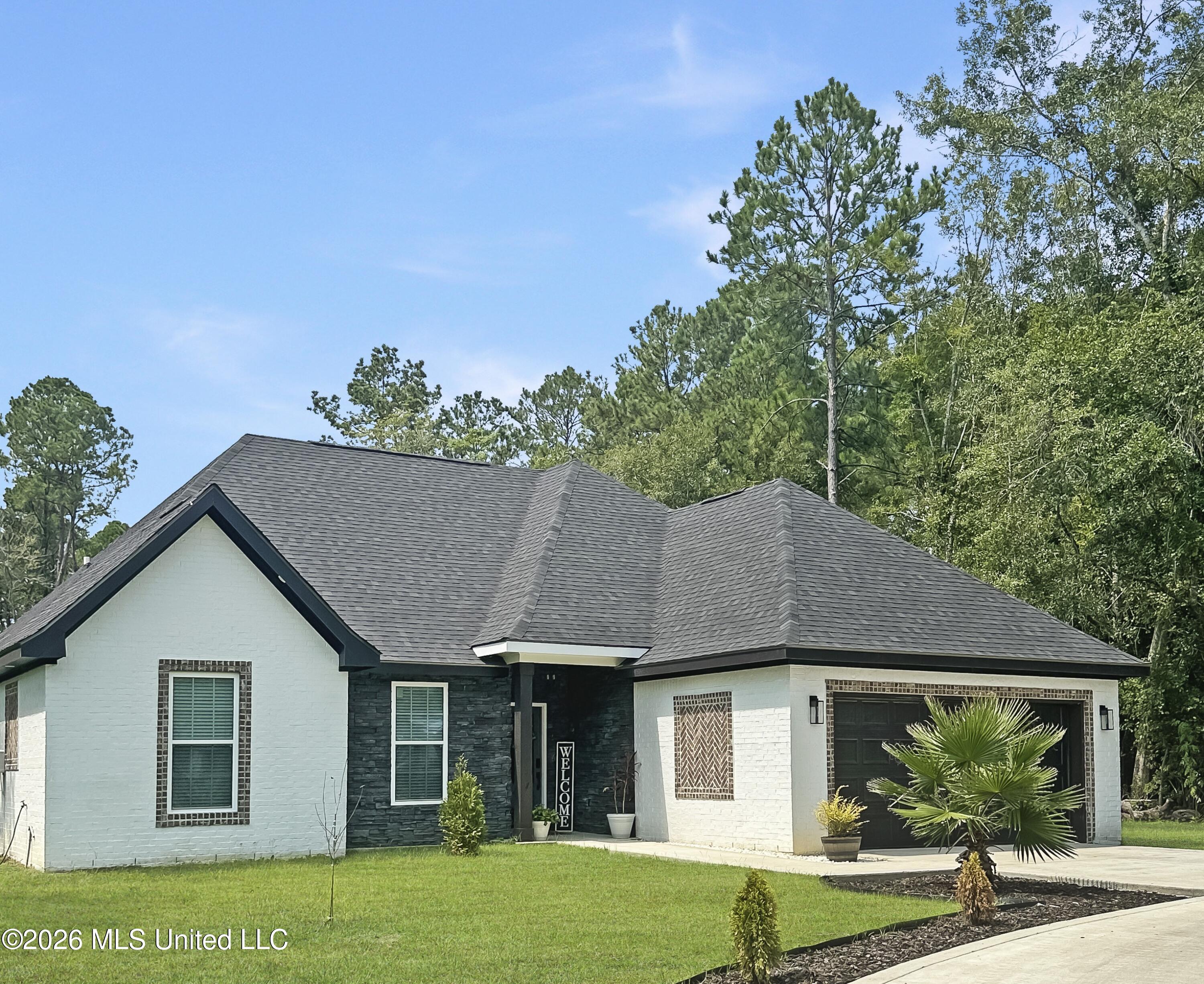 9240 Cartwright Lane Property Photo 1
